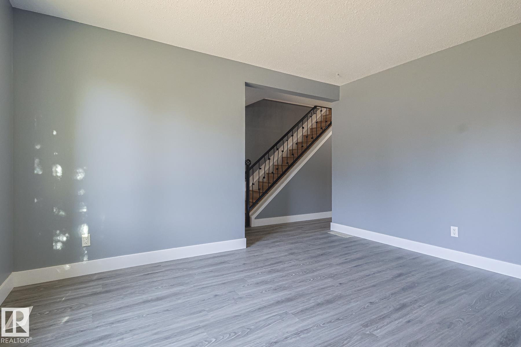 Photo 8 at 112 Wellington Crescent, Woodhaven, Spruce Grove