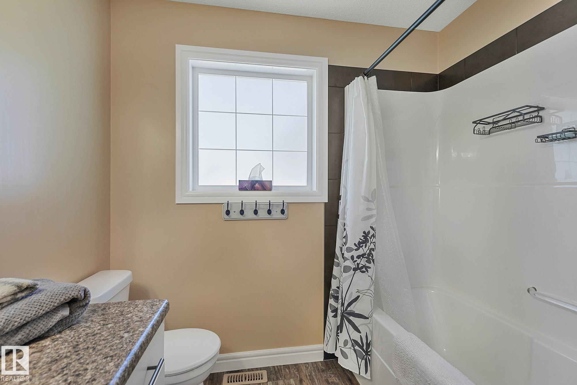 Photo 22 at 15 Harwood Court, Heatherglen, Spruce Grove