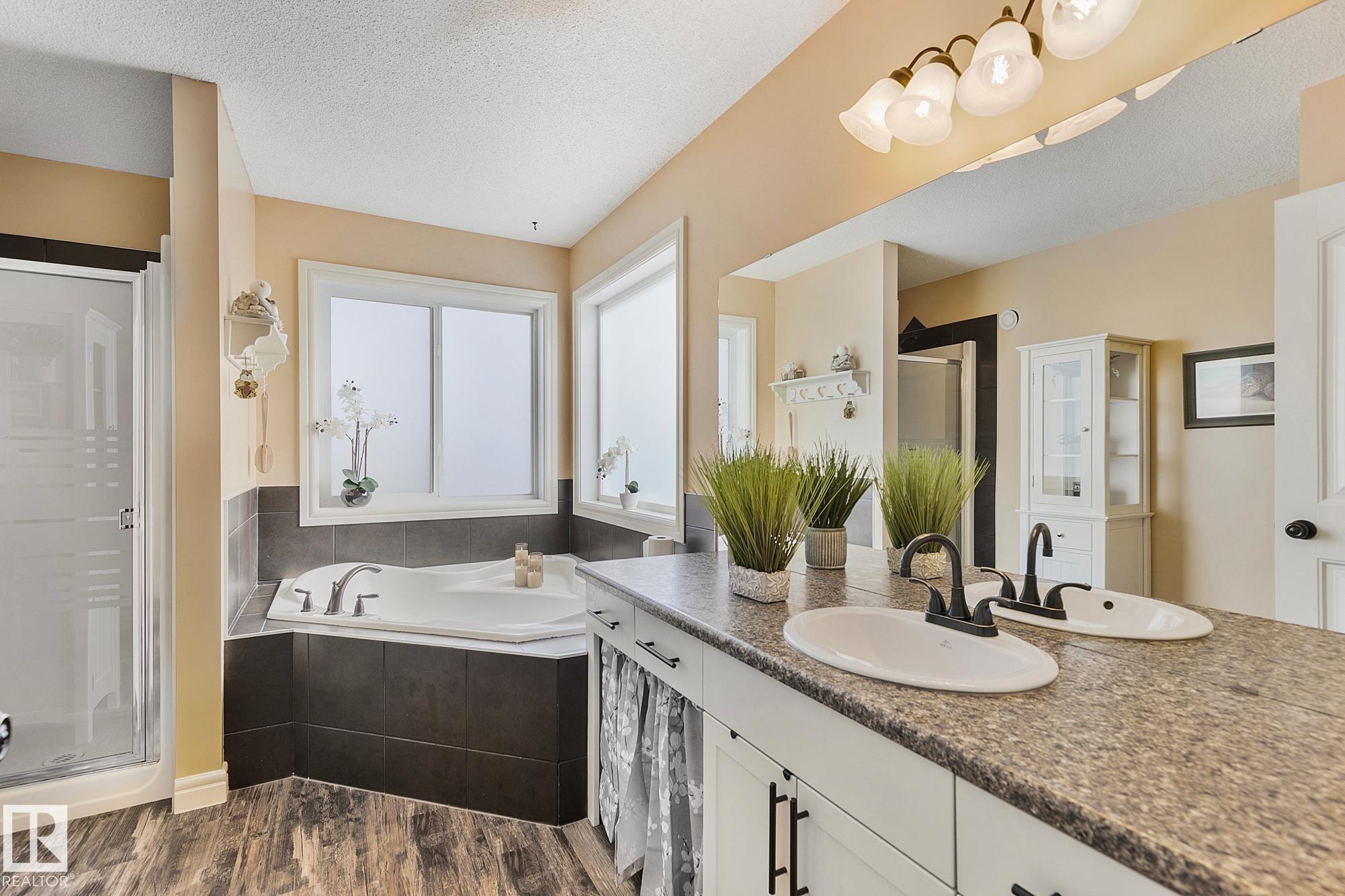 Photo 30 at 15 Harwood Court, Heatherglen, Spruce Grove