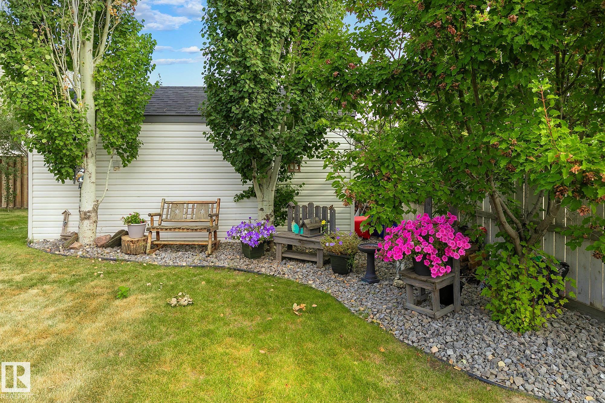 Photo 51 at 15 Harwood Court, Heatherglen, Spruce Grove
