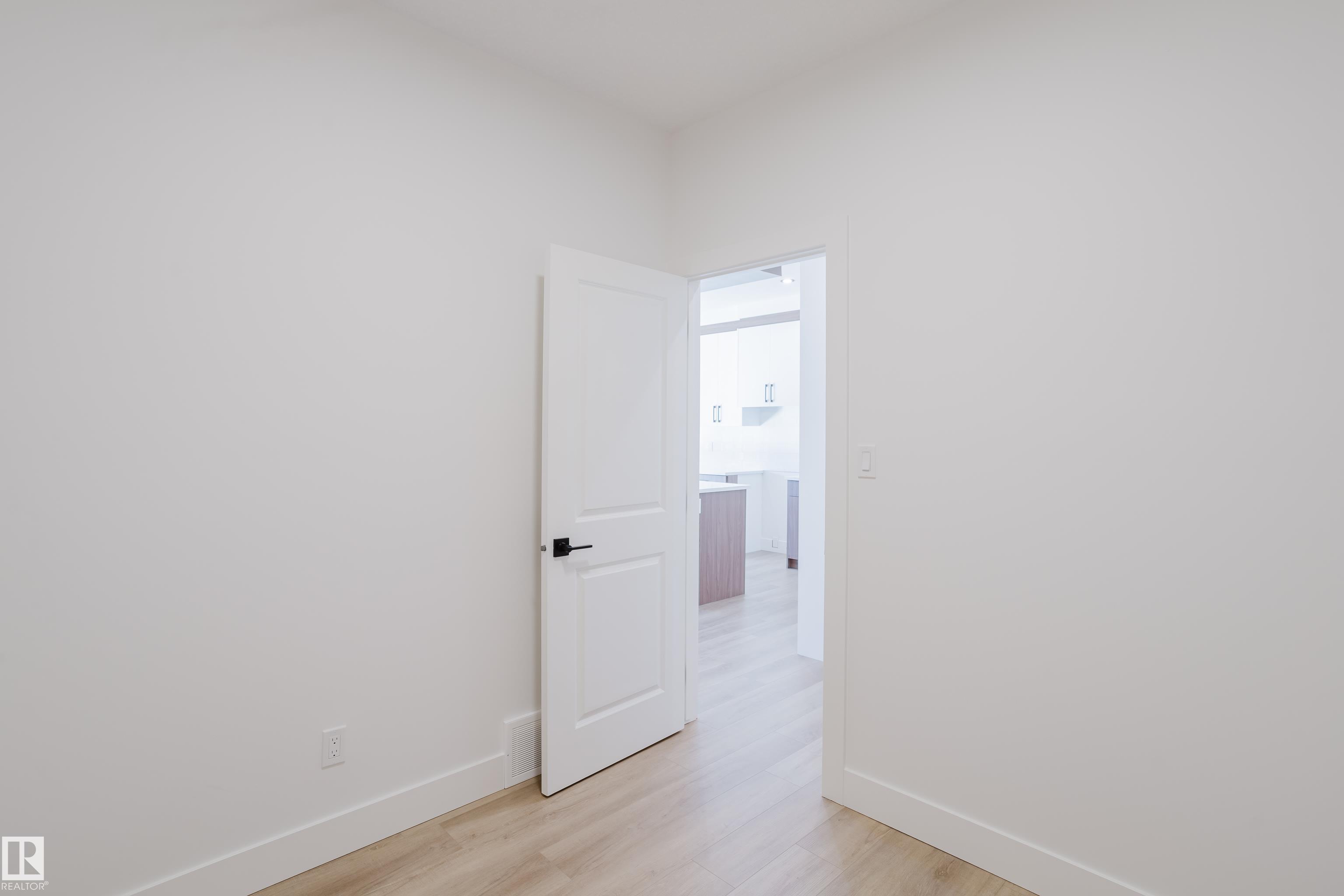 Photo 11 at 284 Munn Way, Meadowview Park, Leduc