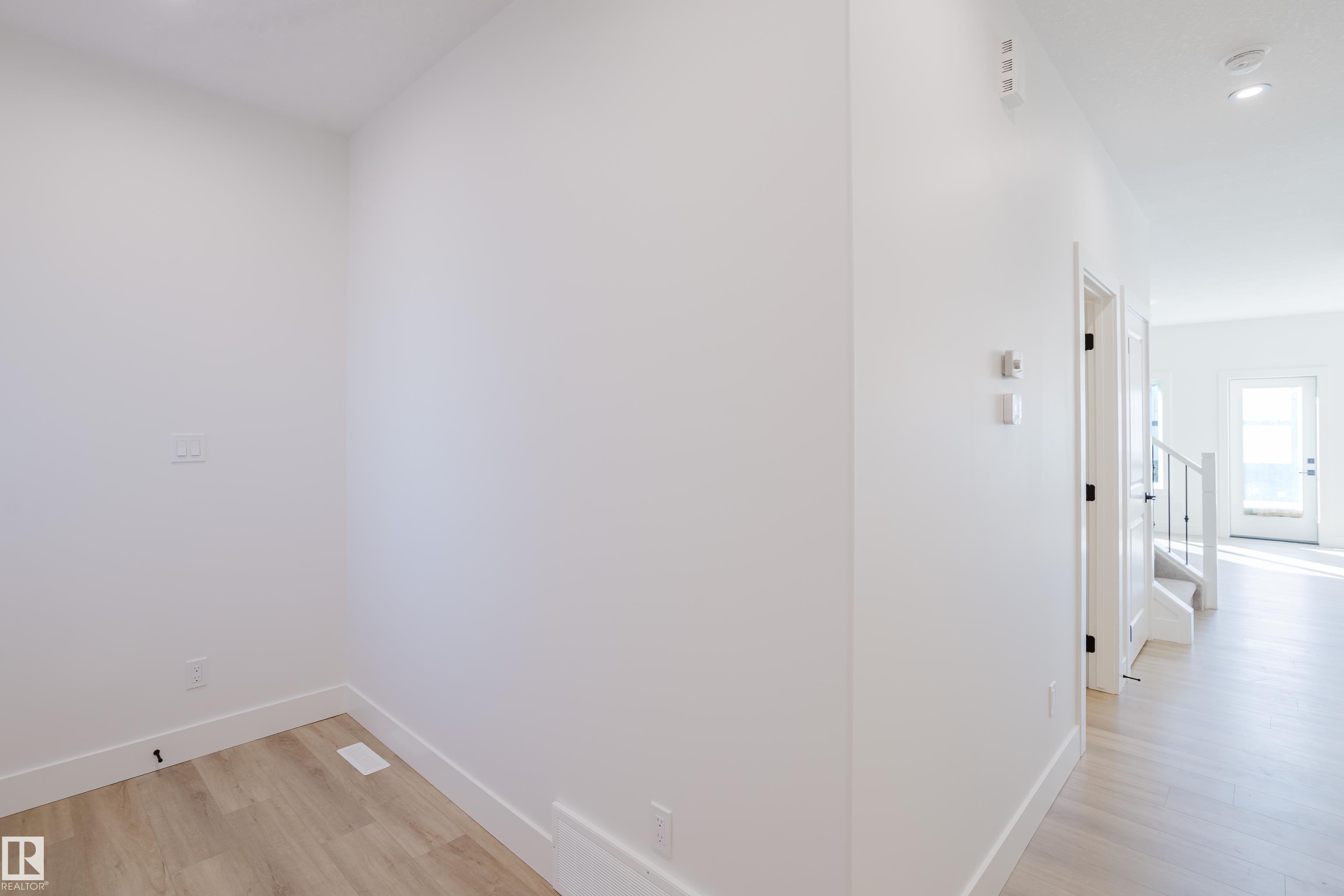 Photo 7 at 284 Munn Way, Meadowview Park, Leduc