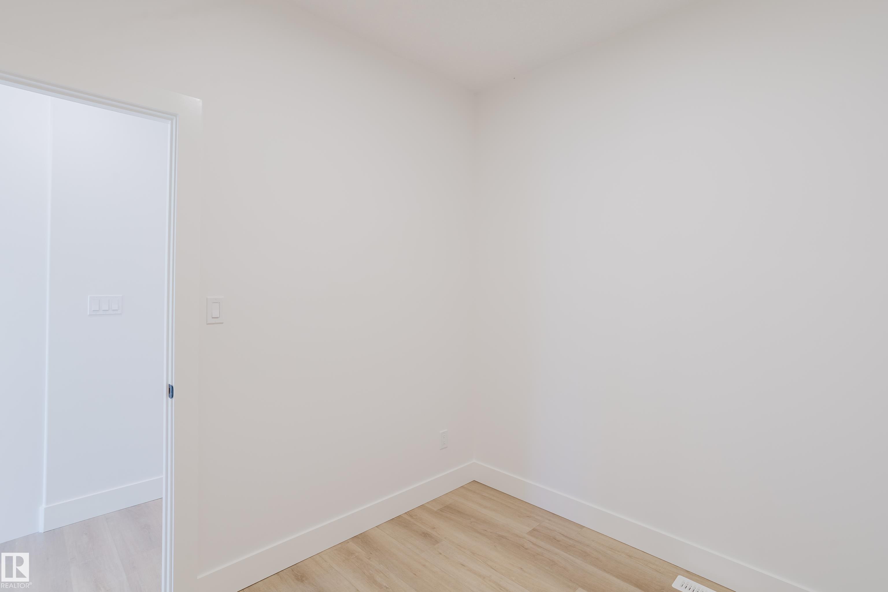 Photo 10 at 284 Munn Way, Meadowview Park, Leduc