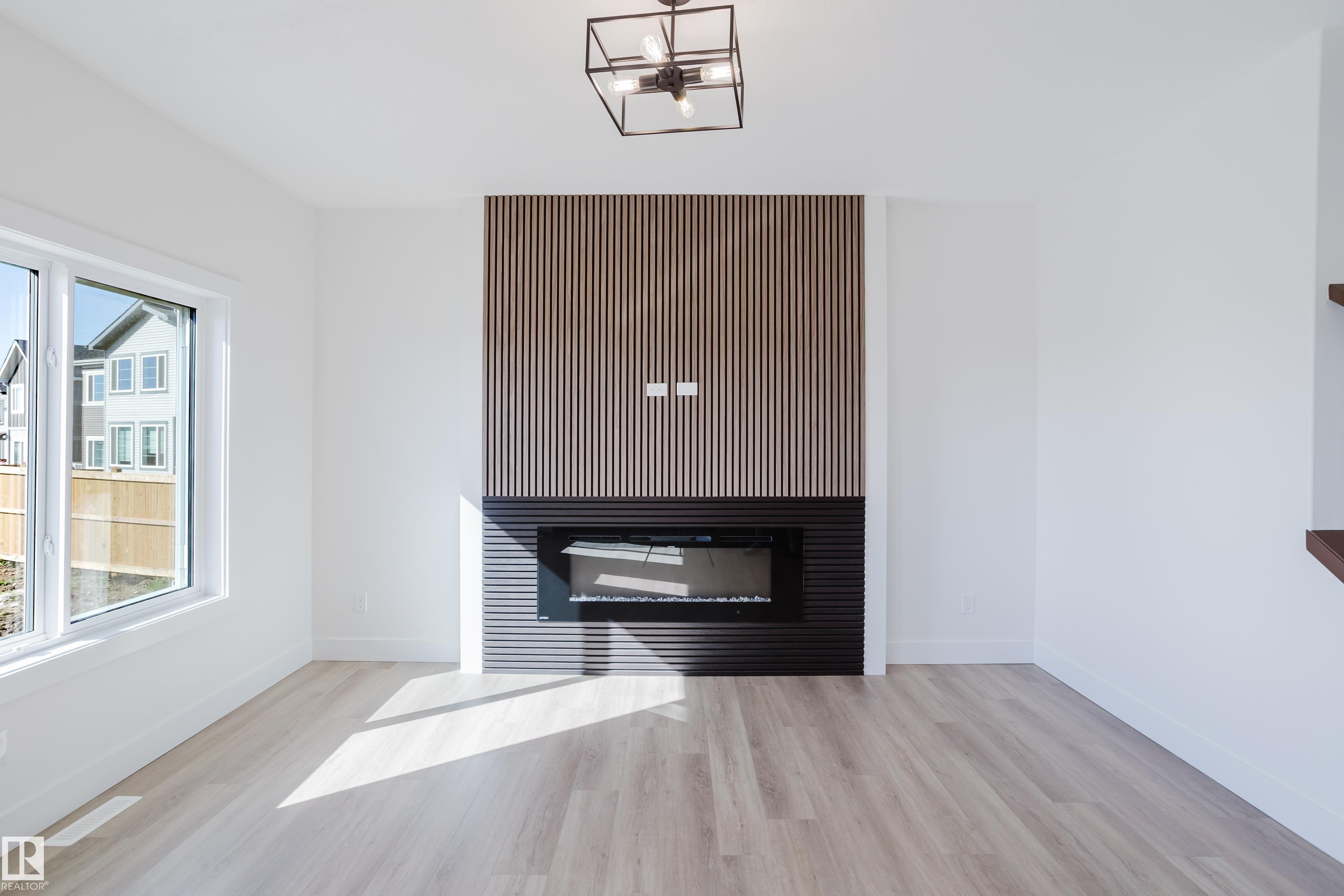Photo 20 at 373 Bluff Cove, Black Stone, Leduc