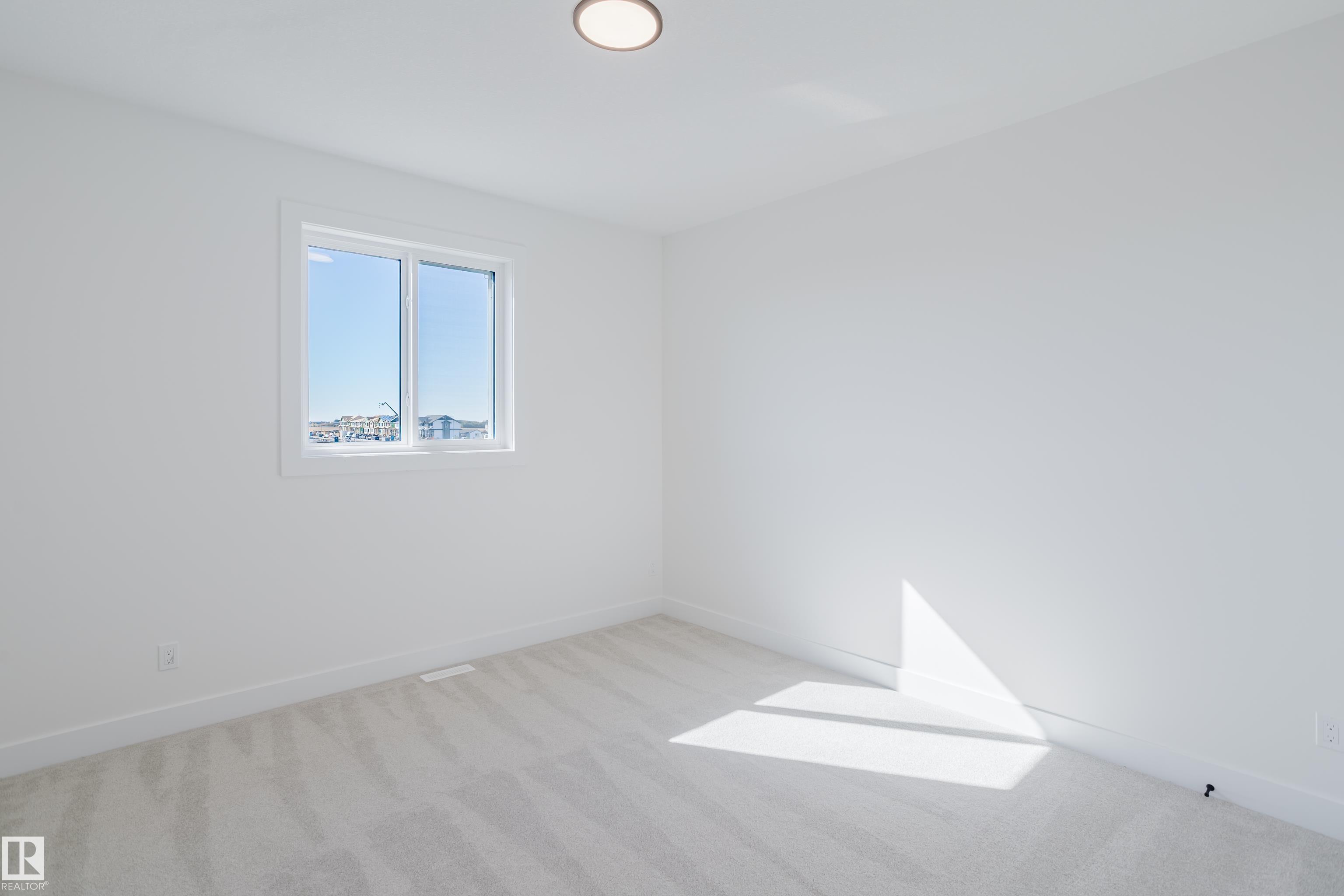 Photo 39 at 373 Bluff Cove, Black Stone, Leduc