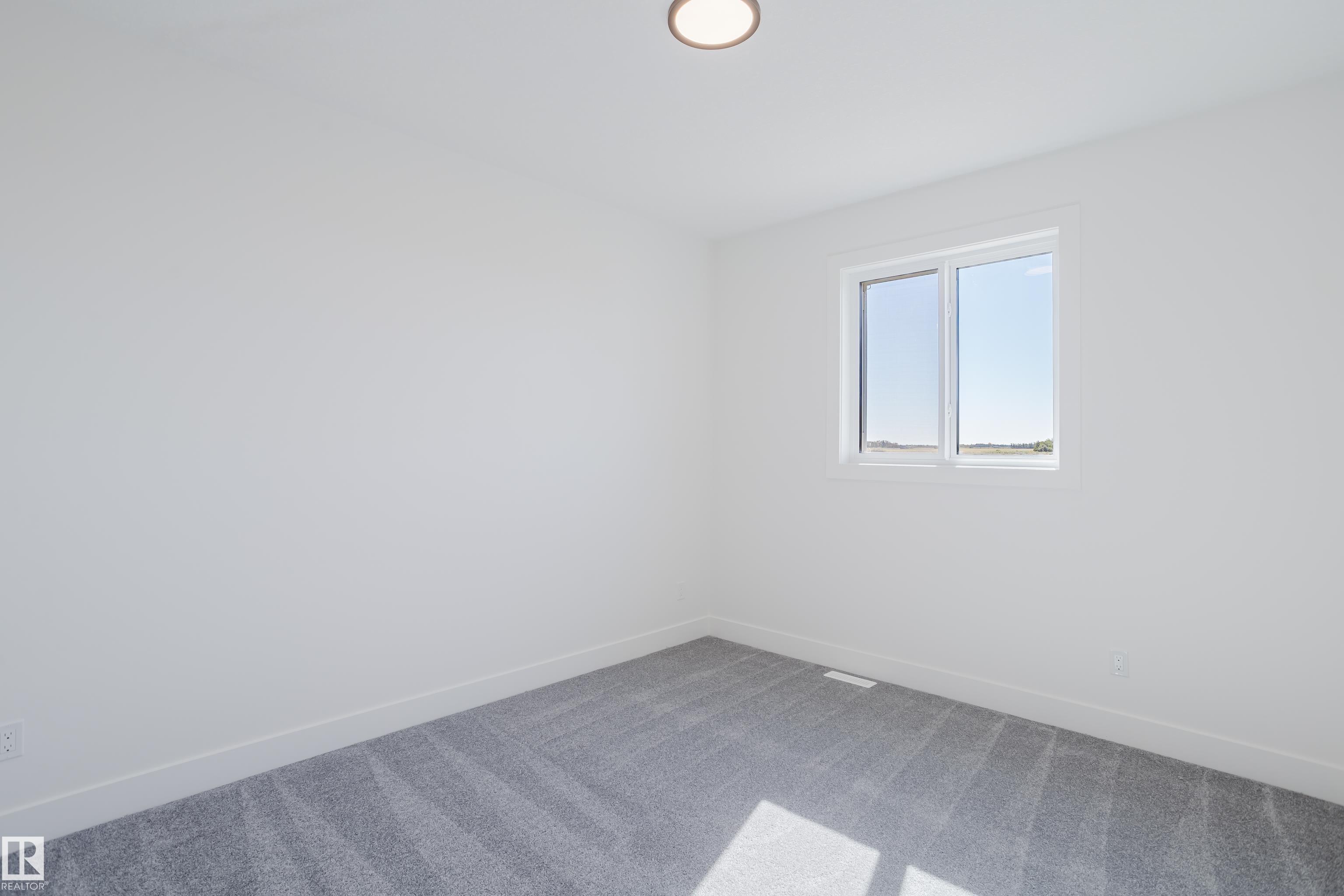 Photo 38 at 371 Bluff Cove, Black Stone, Leduc