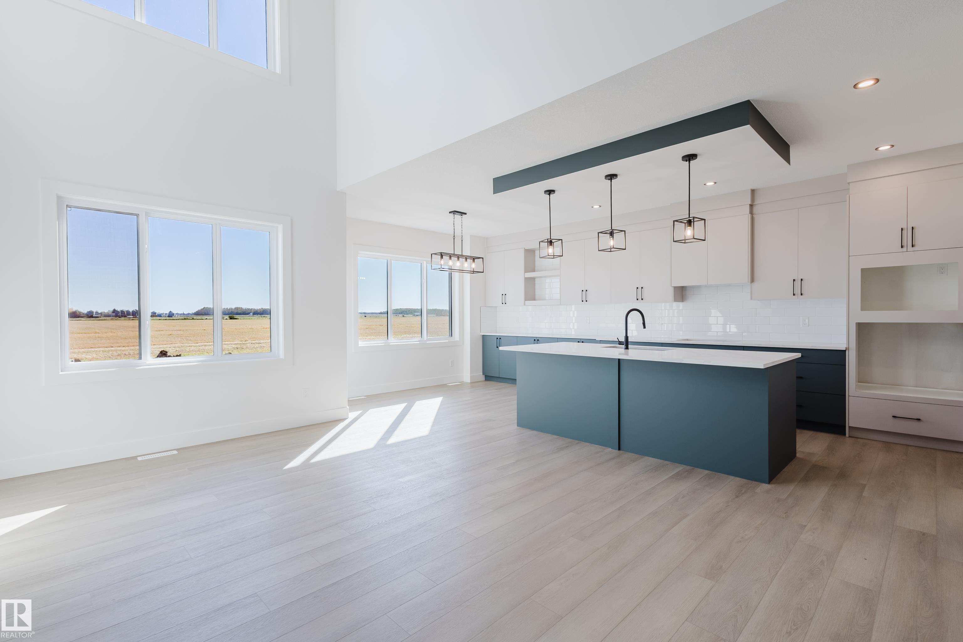 Photo 24 at 329 Bluff Cove, Black Stone, Leduc