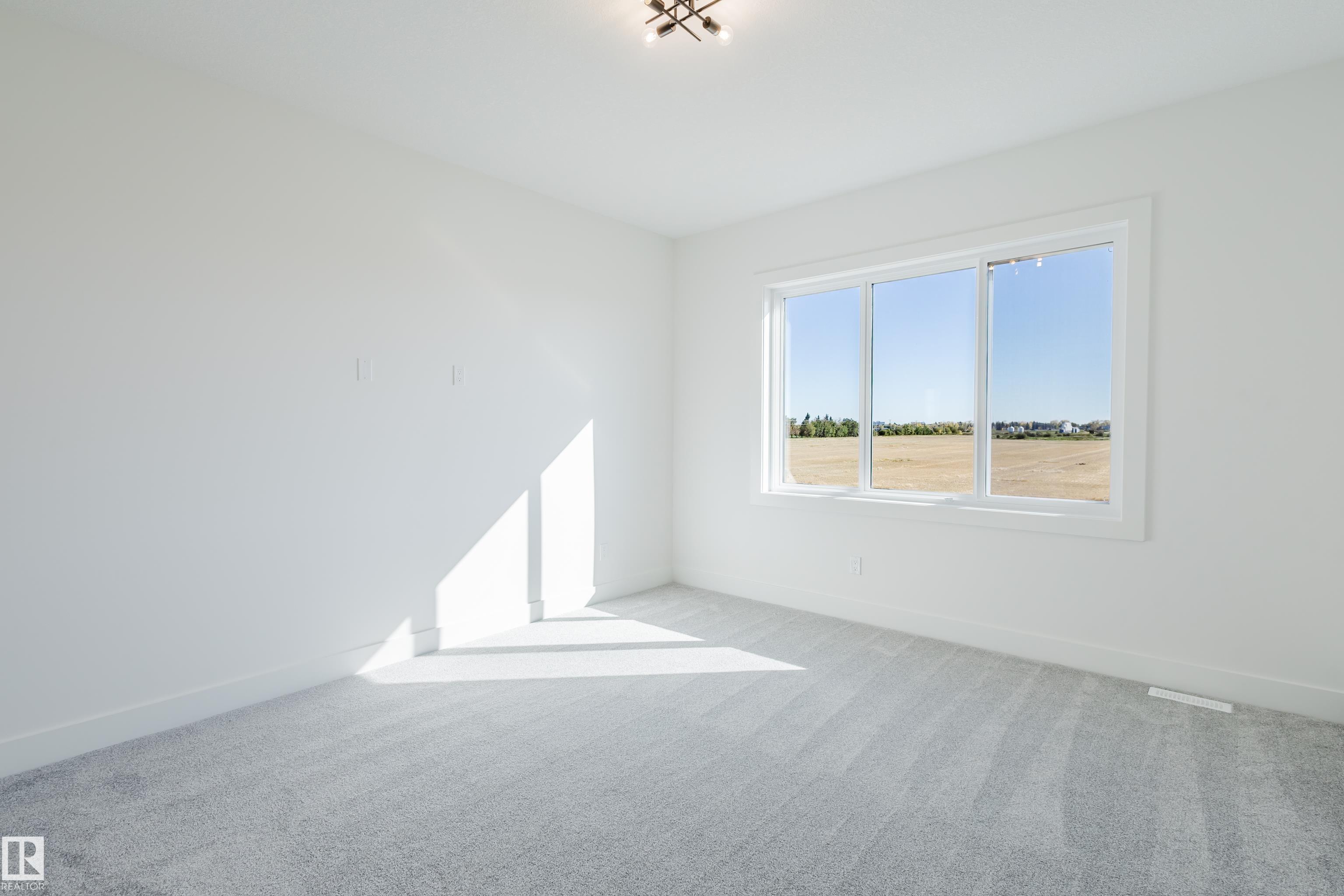 Photo 30 at 329 Bluff Cove, Black Stone, Leduc