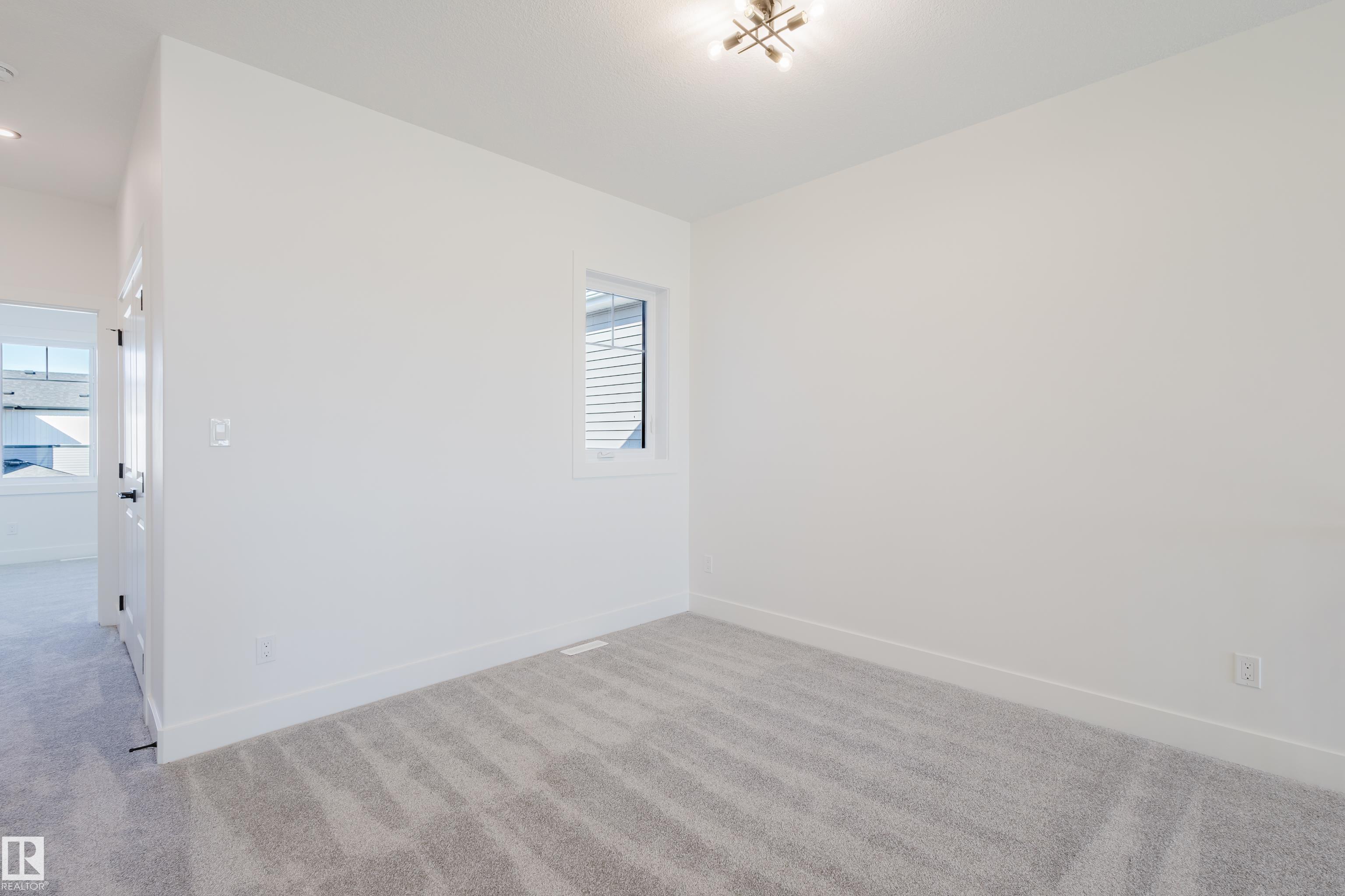Photo 36 at 329 Bluff Cove, Black Stone, Leduc