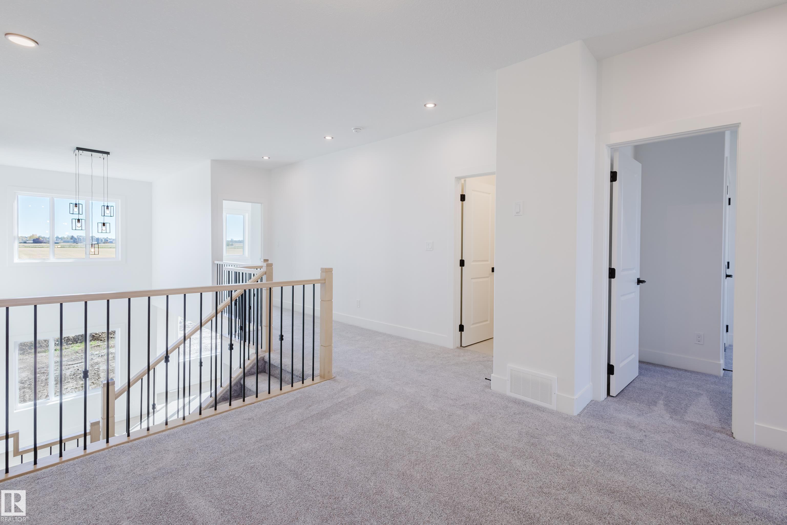Photo 38 at 329 Bluff Cove, Black Stone, Leduc