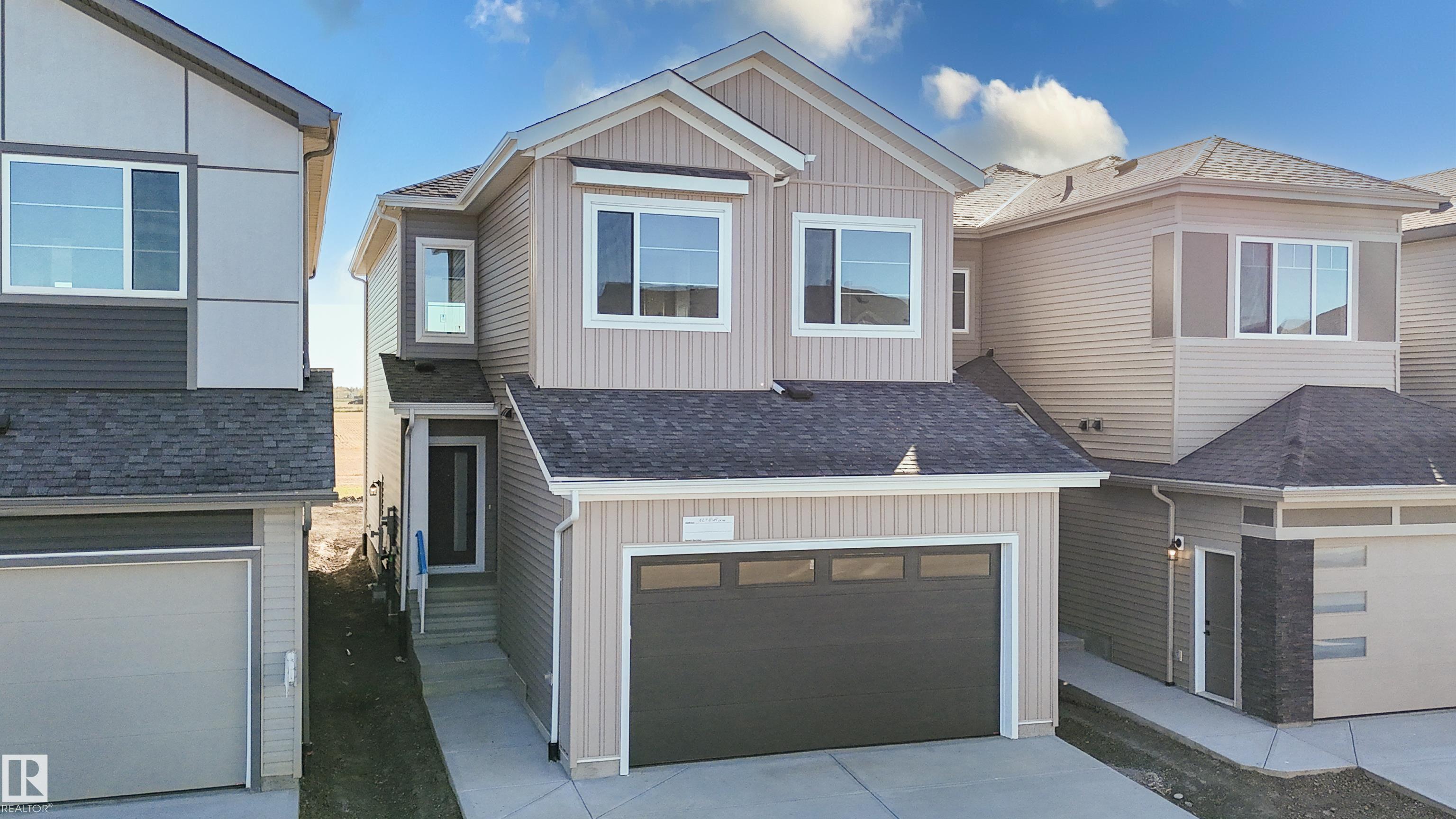 327 Bluff Cove, Black Stone, Leduc 