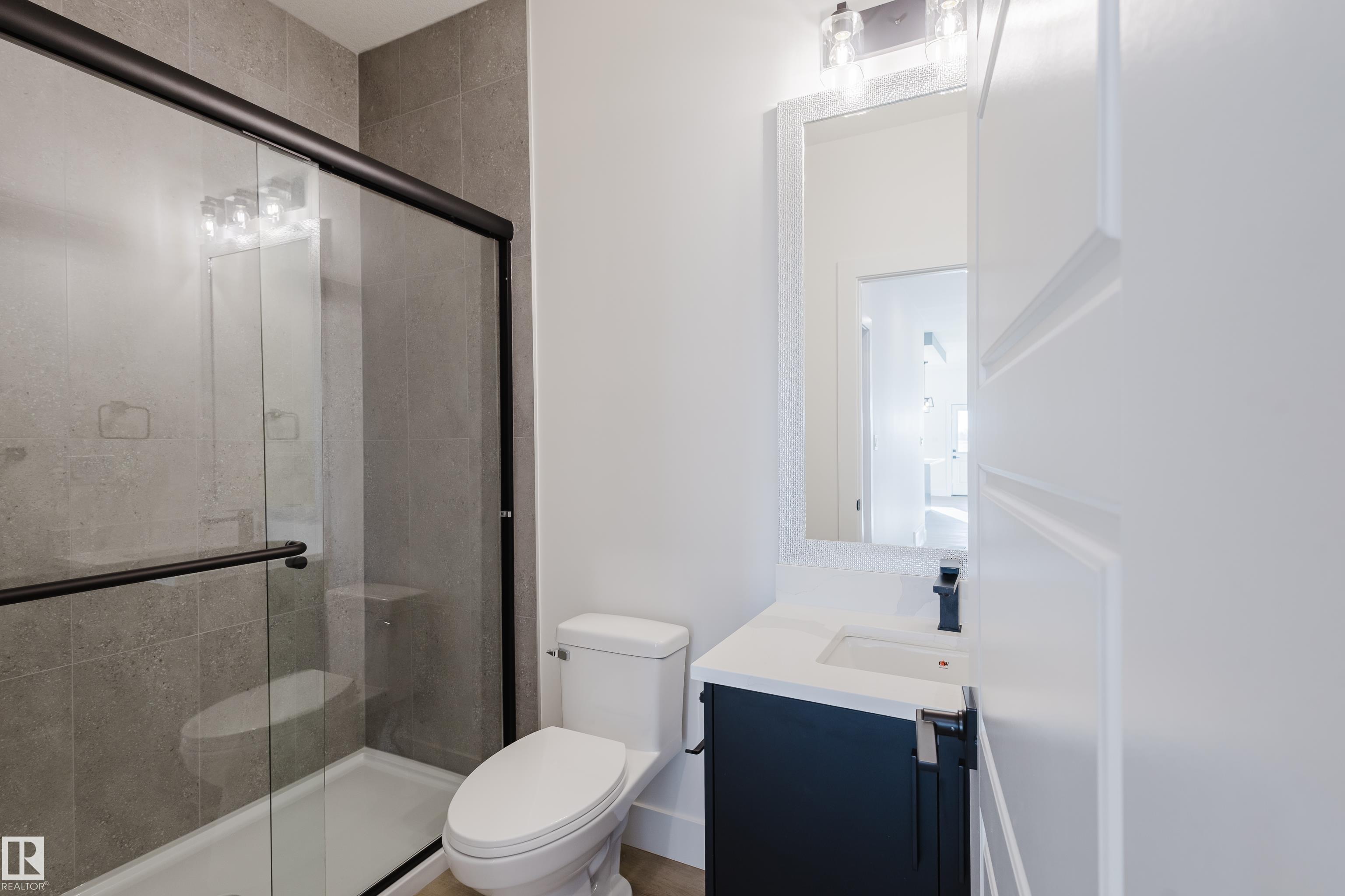 Photo 4 at 327 Bluff Cove, Black Stone, Leduc