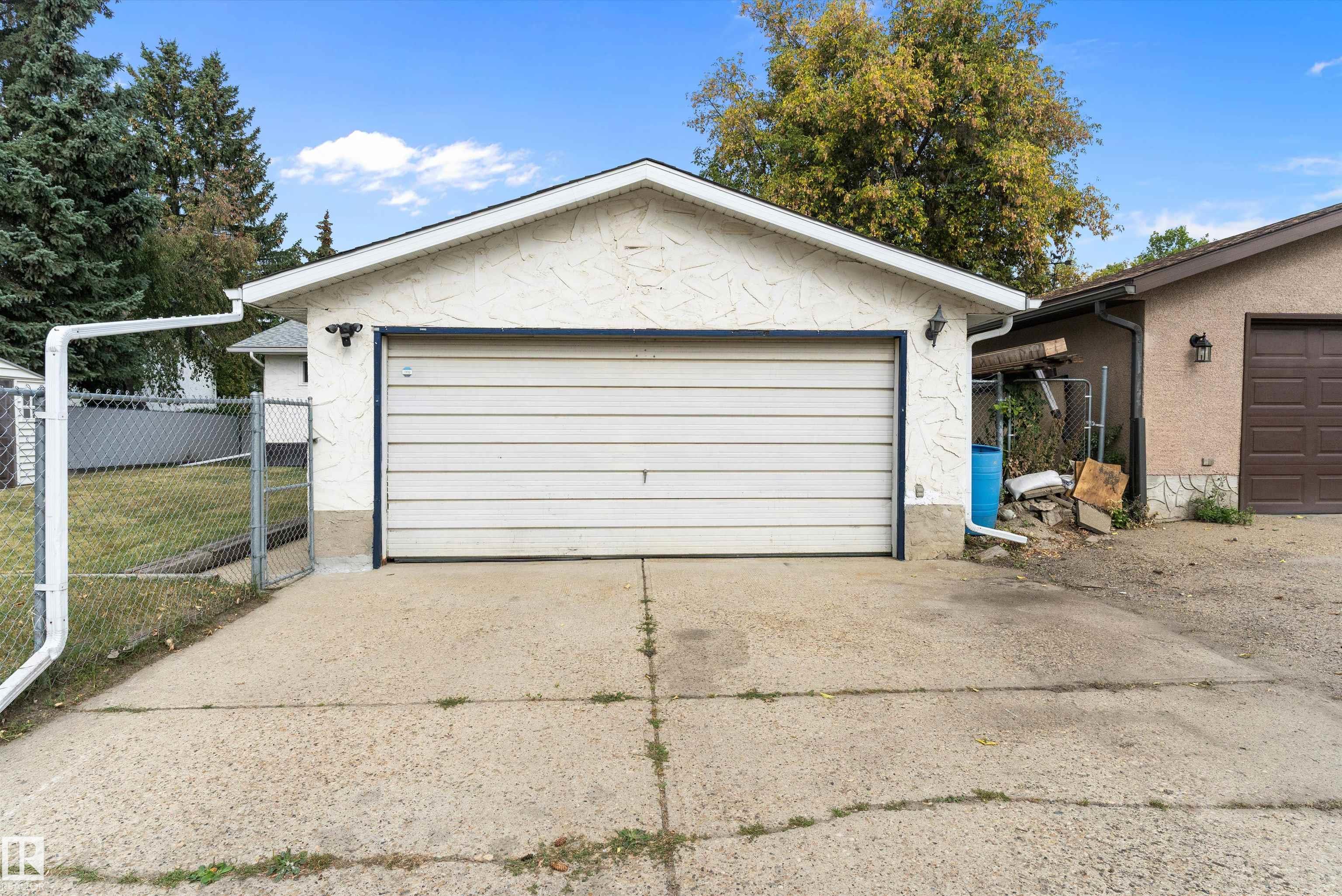 Photo 39 at 114 Brookwood Drive, Brookwood, Spruce Grove
