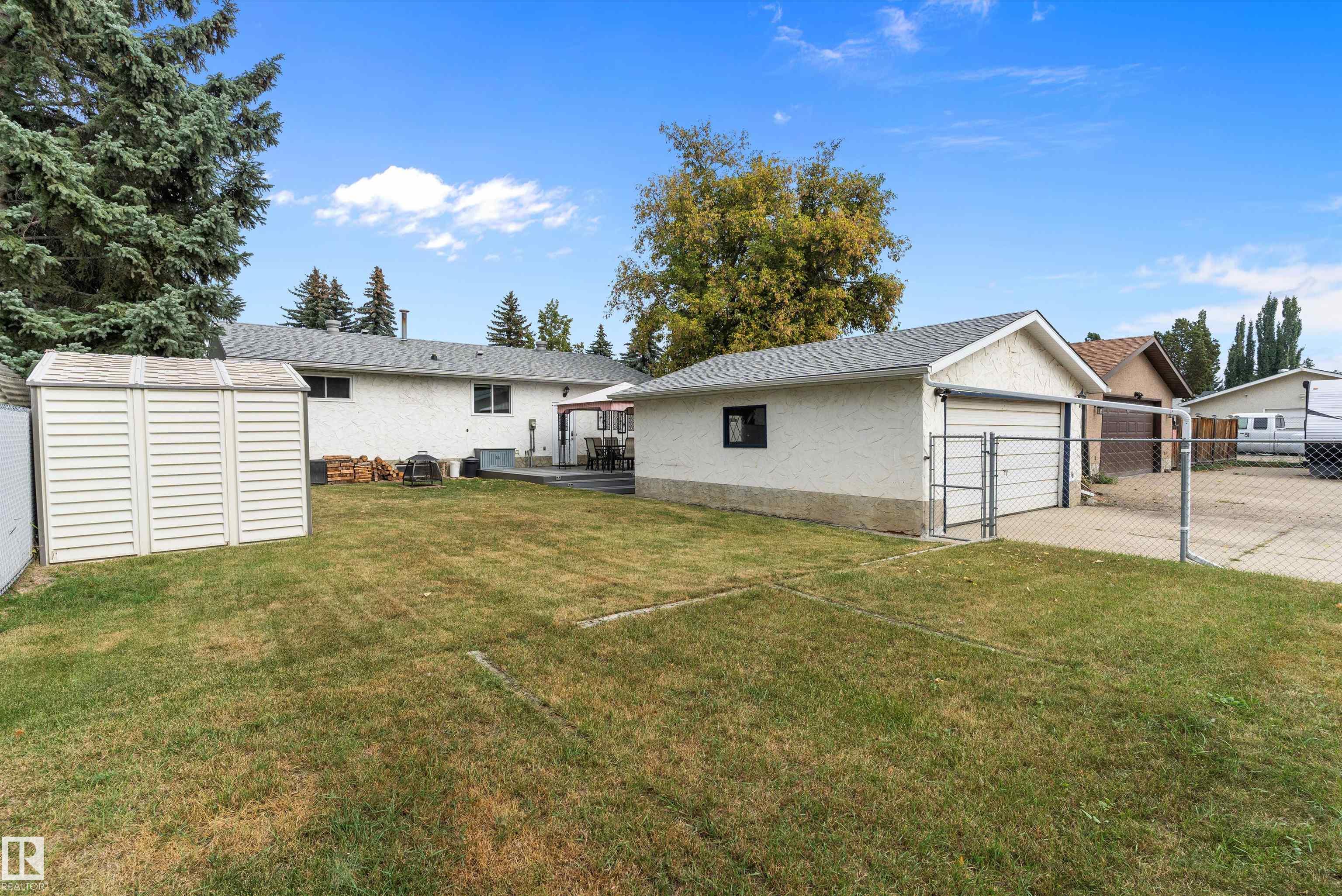 Photo 49 at 114 Brookwood Drive, Brookwood, Spruce Grove