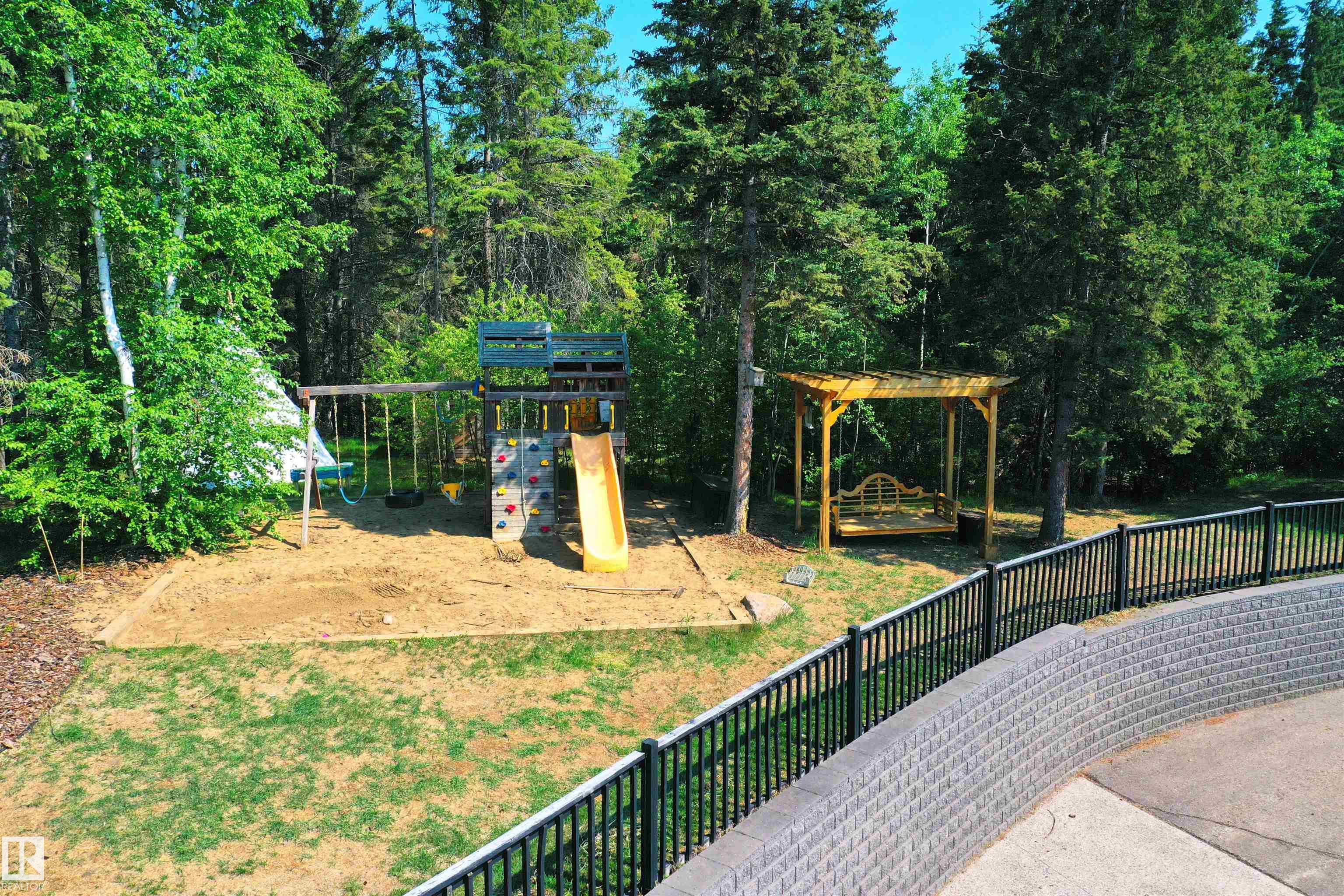 Photo 67 at 26321 Hghway 627, Sprucehill Park, Rural Parkland County