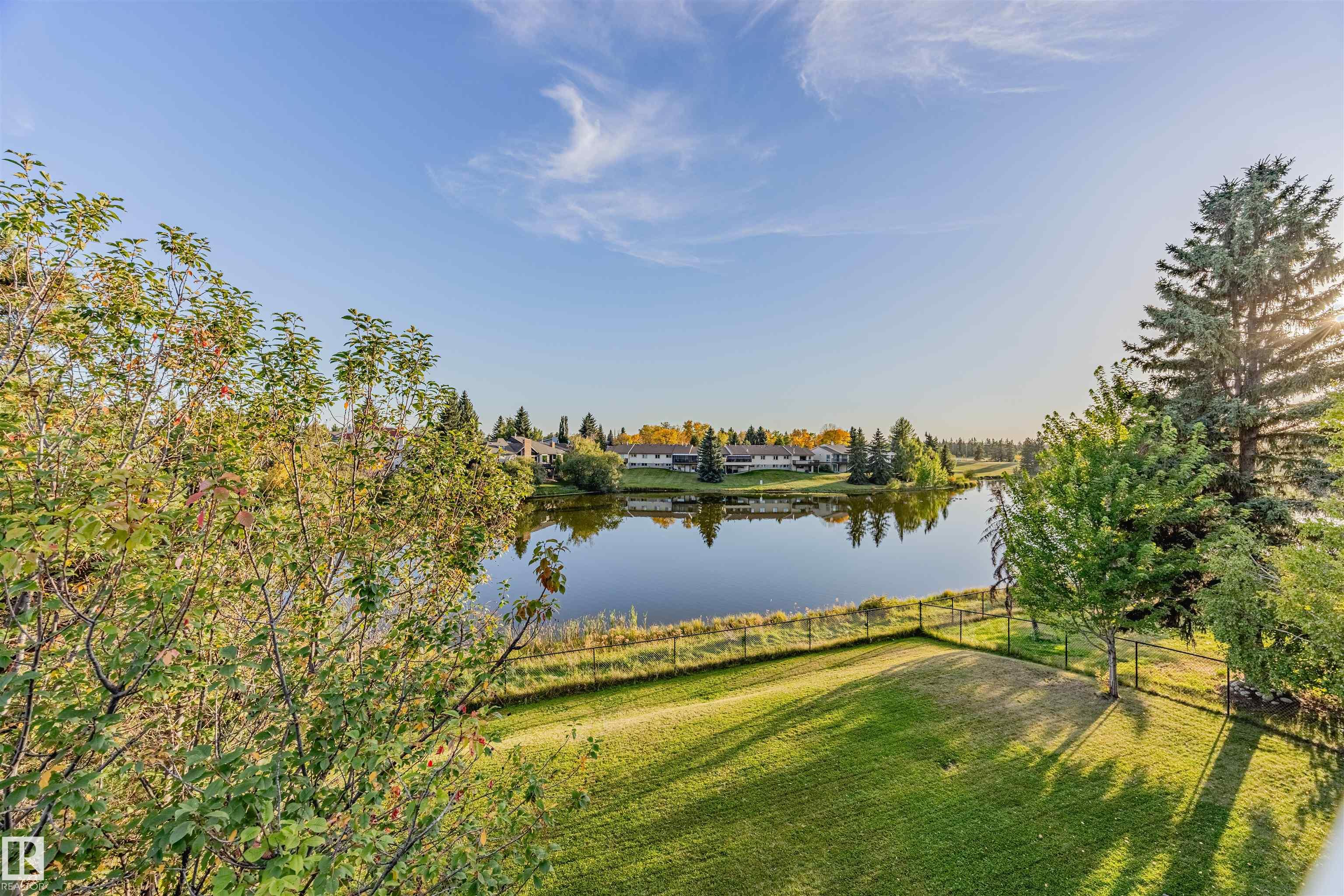 http://cdnparap120.paragonrels.com/ParagonImages/Property/p12/RAE/225371102/14/0/0/cbe16a4568c2a1d061140374719fff60/1/901ada66e5accf132e2477d6d6c5b6ec/225371102-f4181ef2-b4f2-43dd-a3b2-b30285ecbea0.JPG
