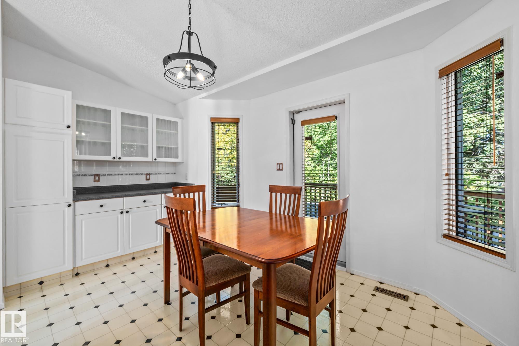 Photo 12 at 4 - 15 Poirier Avenue, Pineview, St. Albert