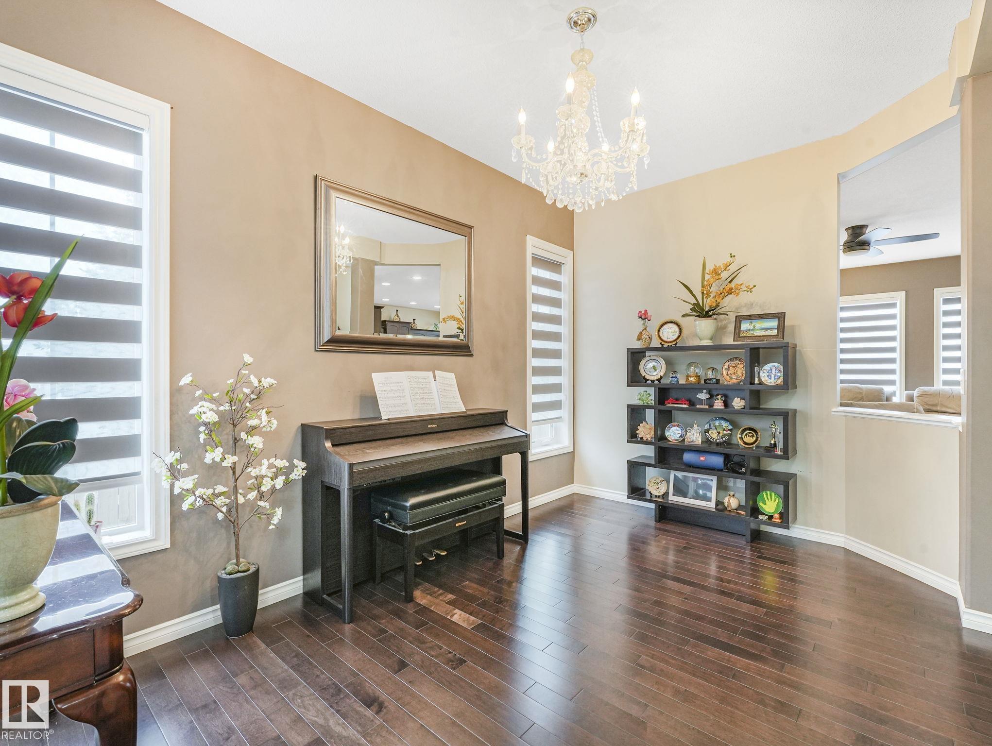 Picture for 6126 17A AV SW