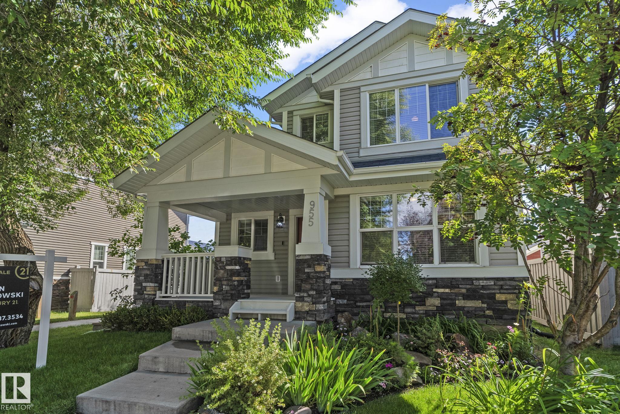 955 Valour Way NW, Griesbach, Edmonton 