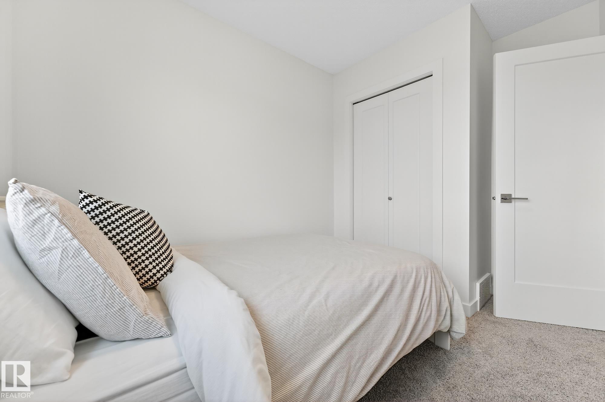 Photo 31 at 658 Black Stone Boulevard, Black Stone, Leduc