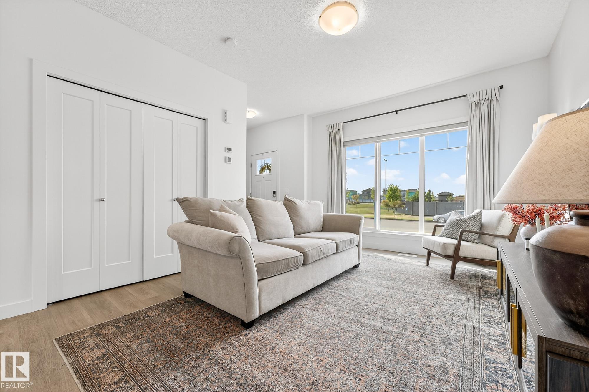Photo 10 at 658 Black Stone Boulevard, Black Stone, Leduc