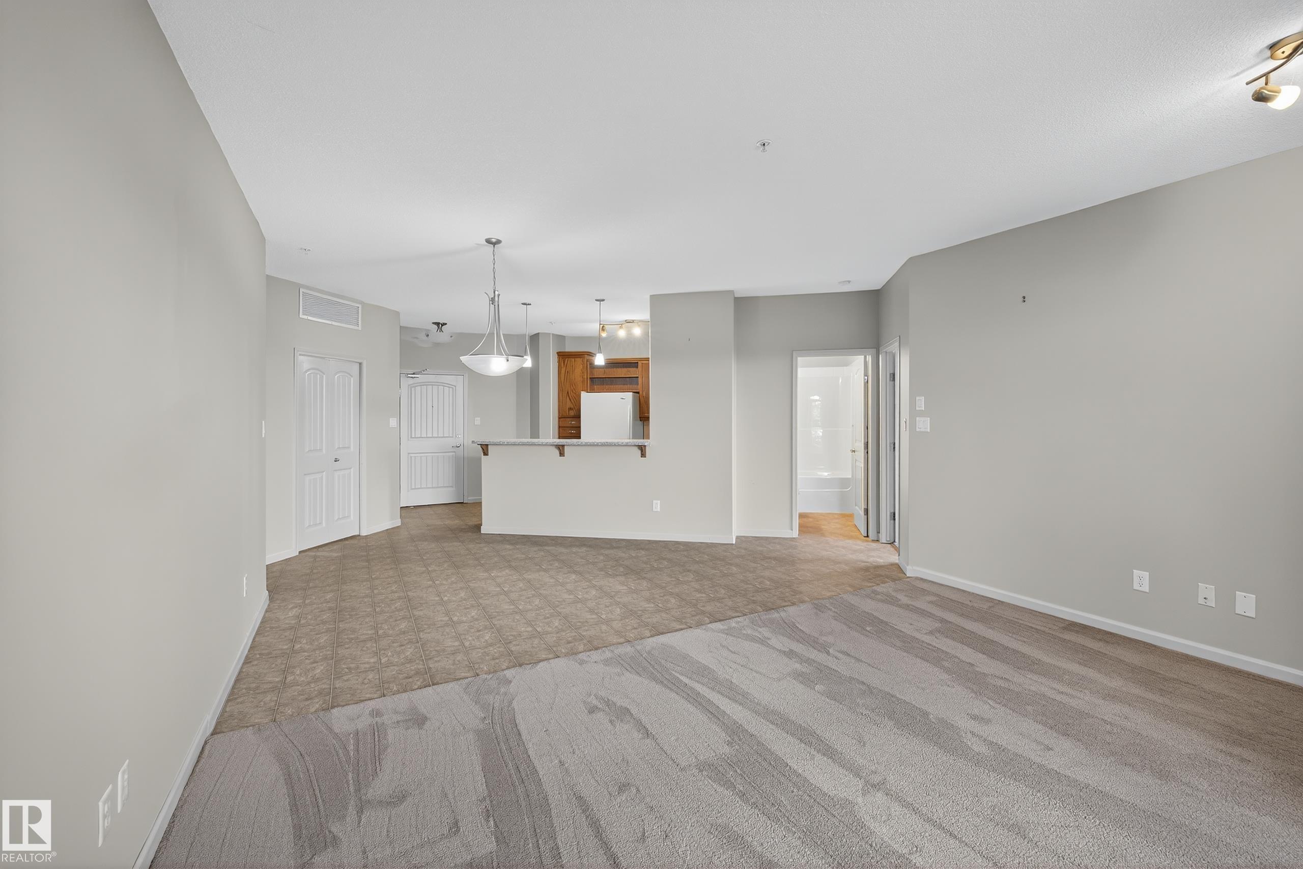 Photo 8 at 112 - 2503 Hanna Crescent NW, Haddow, Edmonton