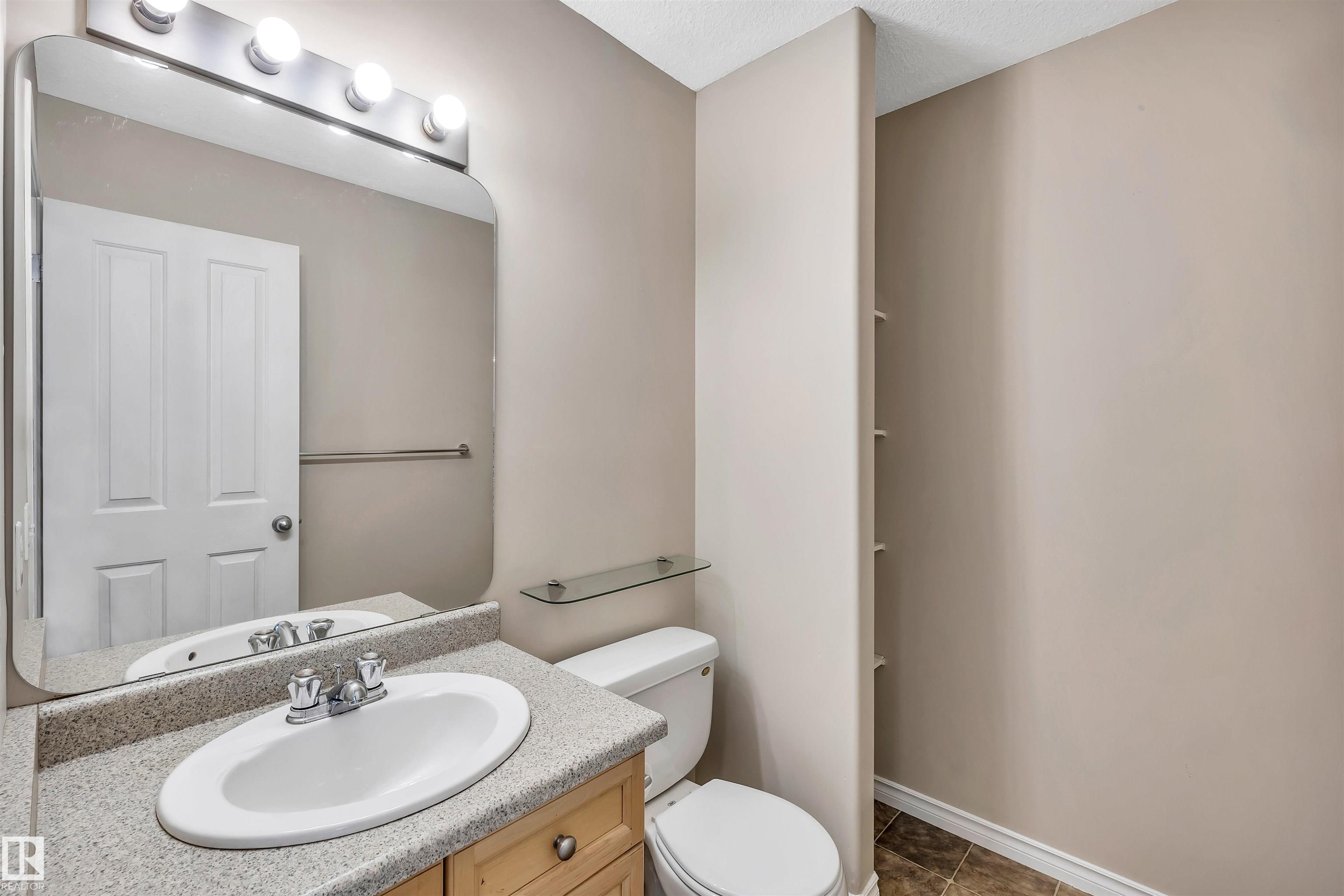 Photo 19 at 163 Bridgeport Boulevard, Bridgeport, Leduc