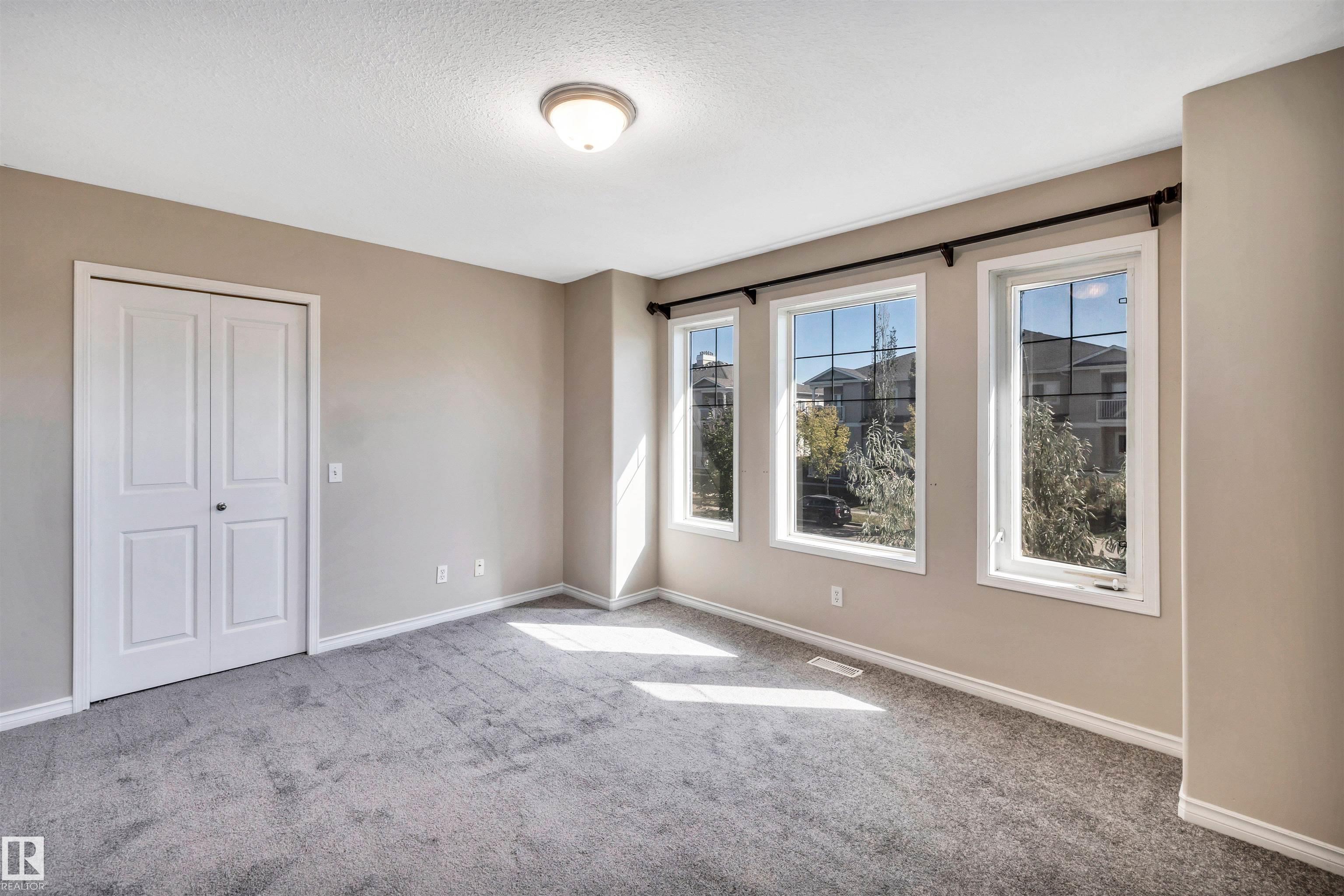Photo 22 at 163 Bridgeport Boulevard, Bridgeport, Leduc