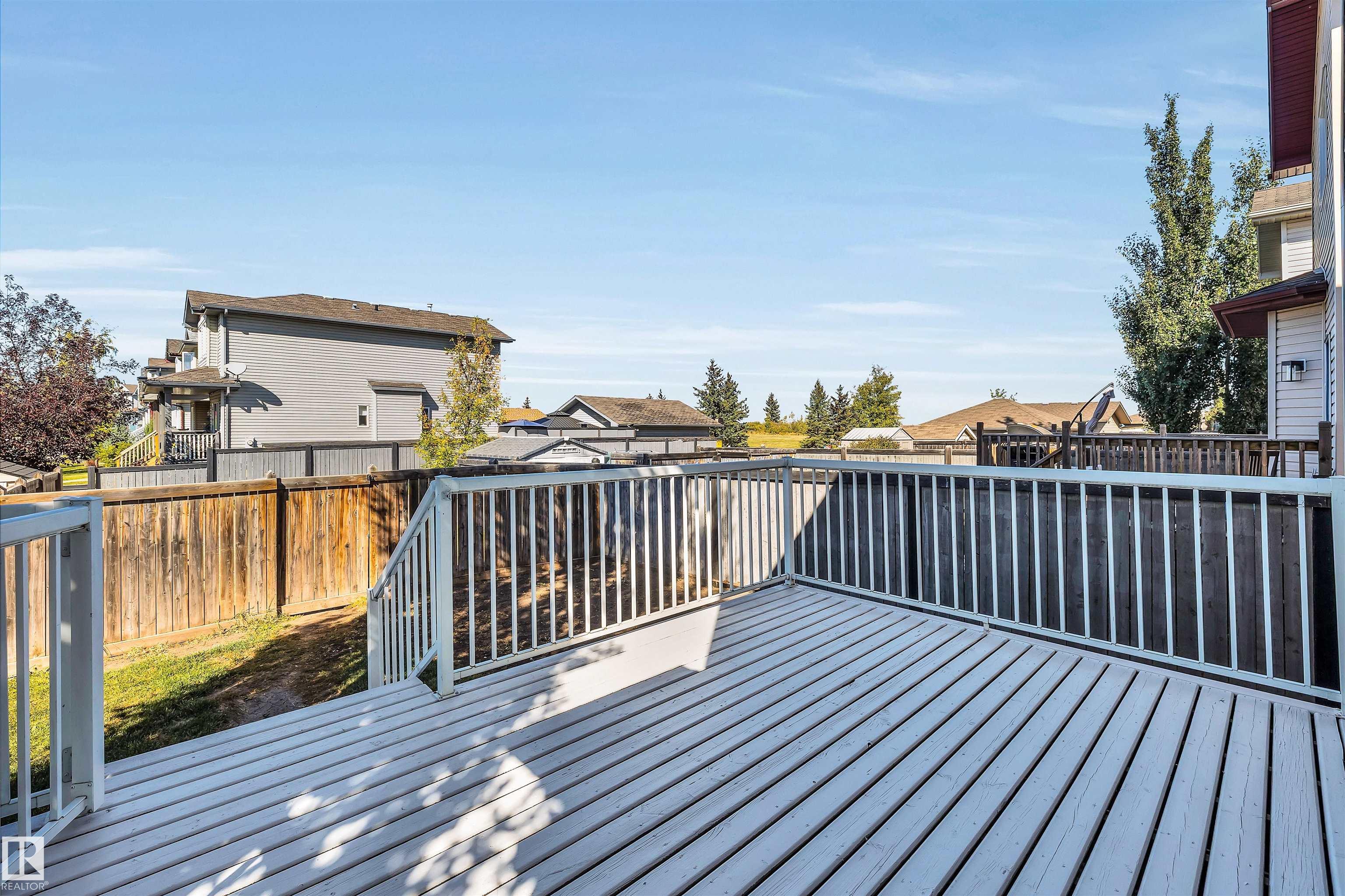 Photo 33 at 163 Bridgeport Boulevard, Bridgeport, Leduc