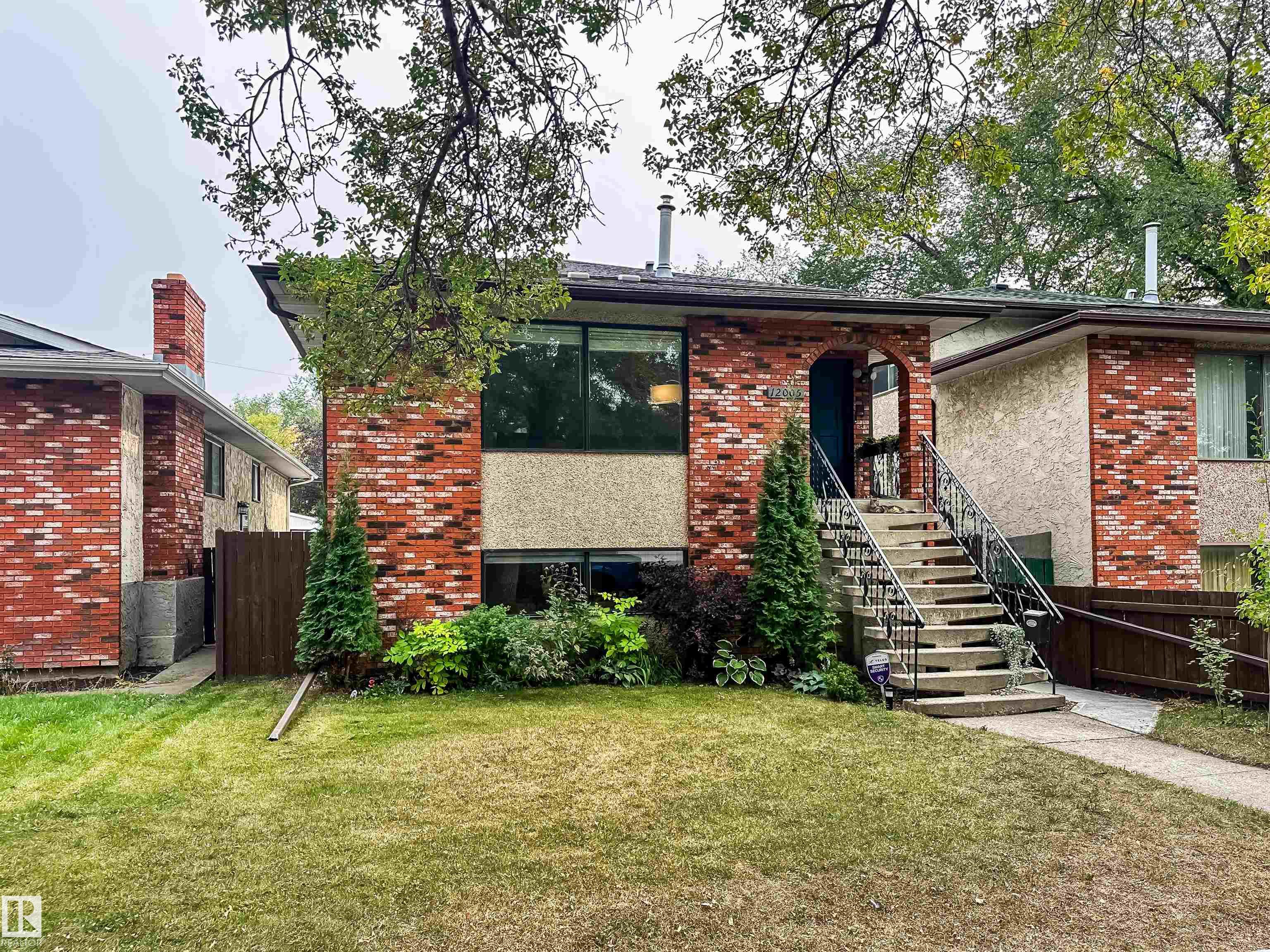 12005 90 Street NW, Alberta Avenue, Edmonton 
