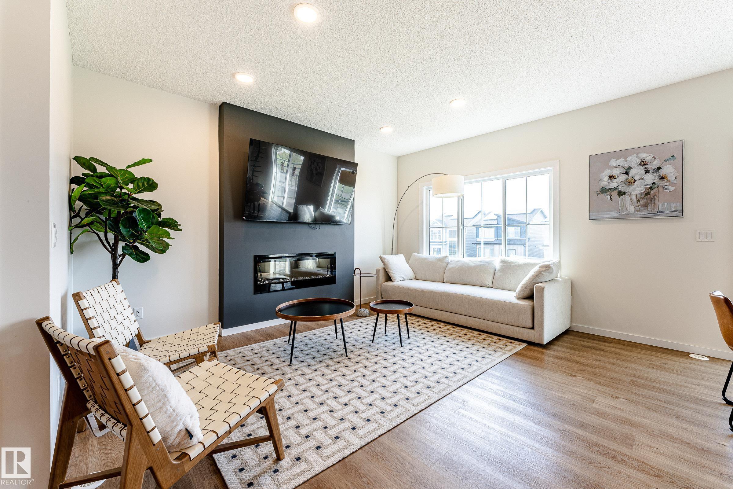 Photo 17 at 2684 Donaghey Crescent SW, Desrochers Area, Edmonton