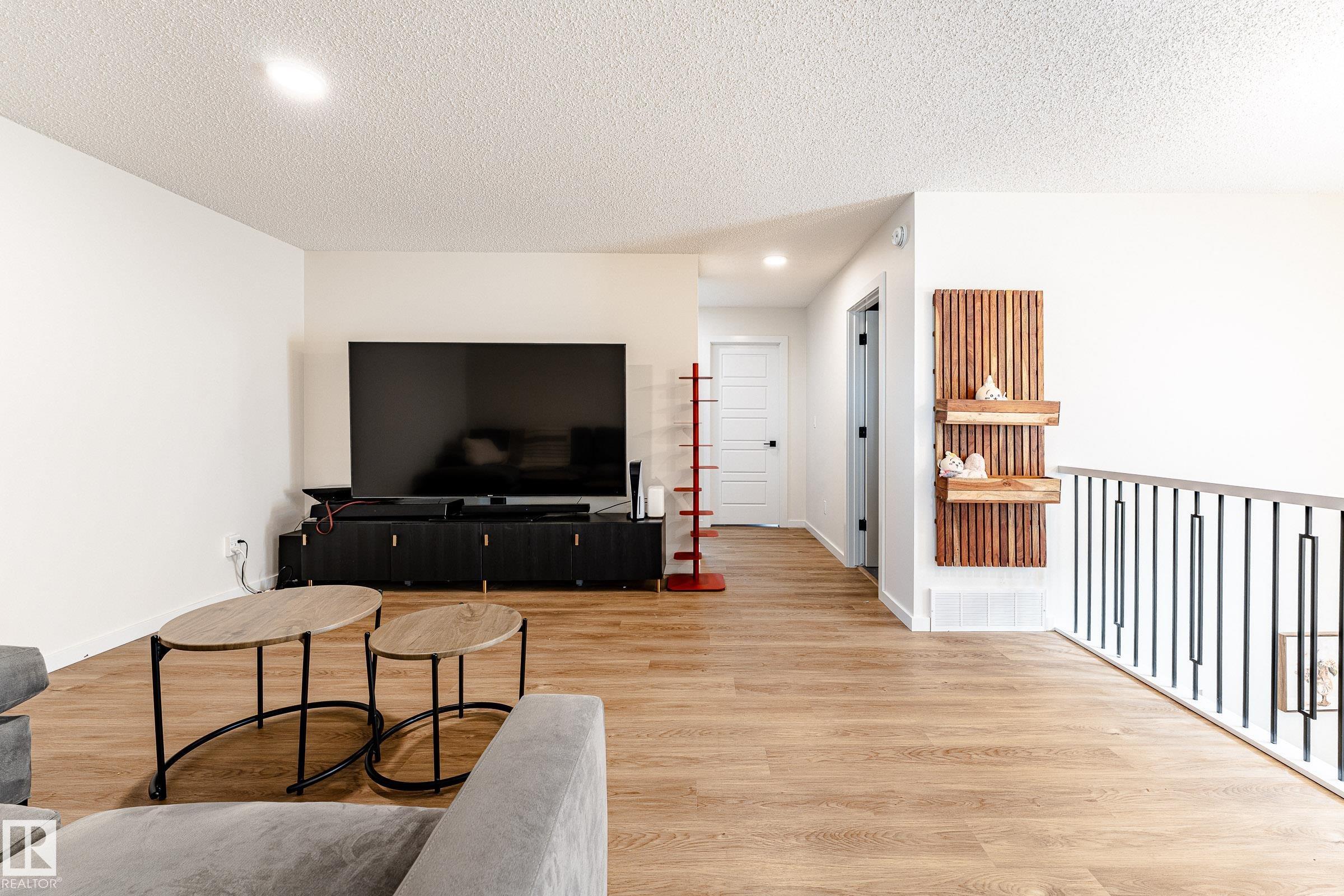 Photo 25 at 2684 Donaghey Crescent SW, Desrochers Area, Edmonton