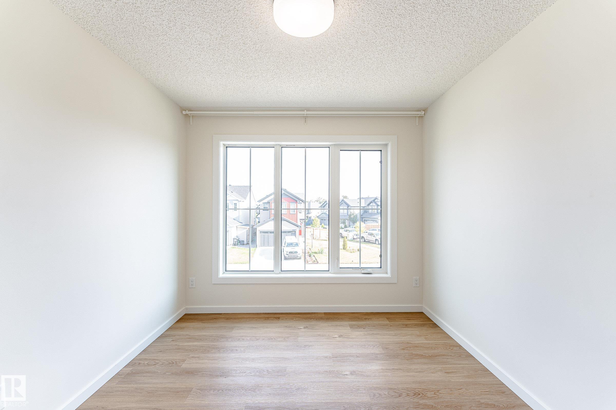 Photo 29 at 2684 Donaghey Crescent SW, Desrochers Area, Edmonton