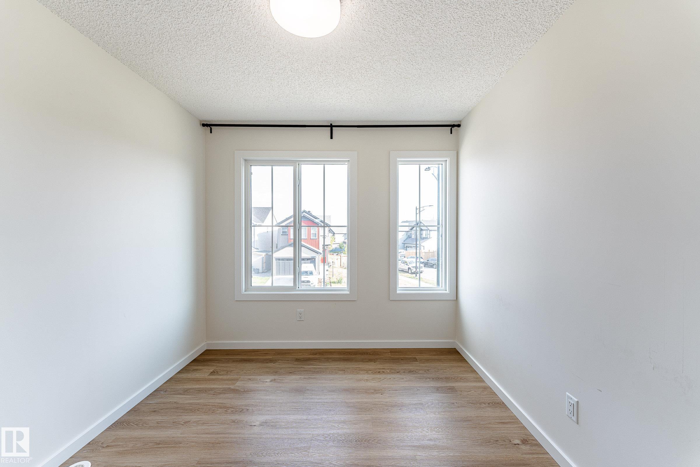 Photo 31 at 2684 Donaghey Crescent SW, Desrochers Area, Edmonton