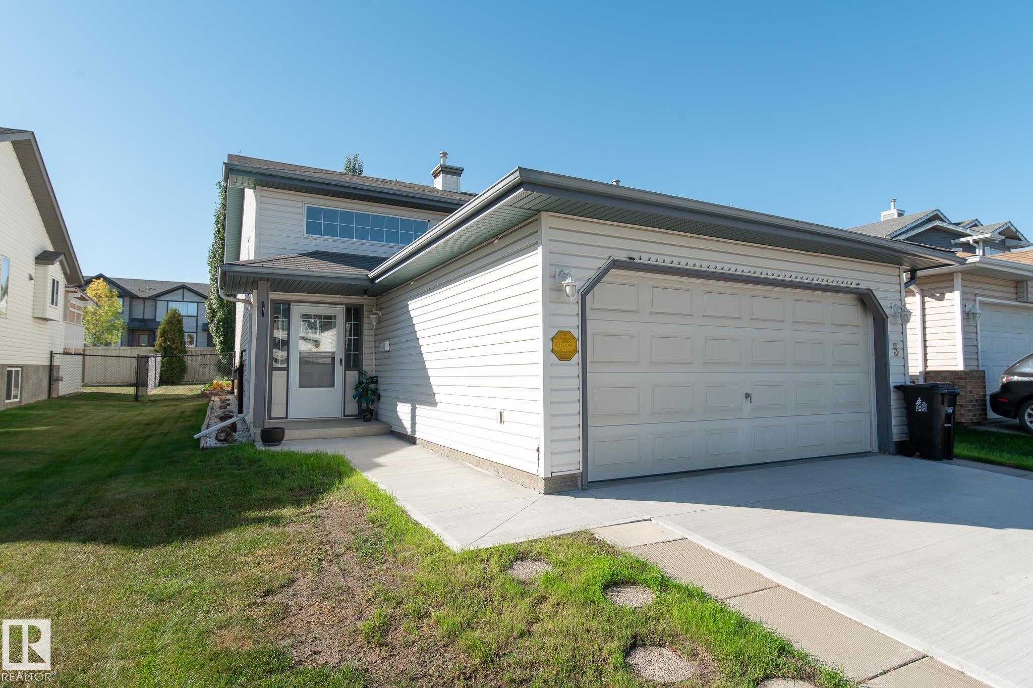 5 Langley Crescent, Lakewood, Spruce Grove 