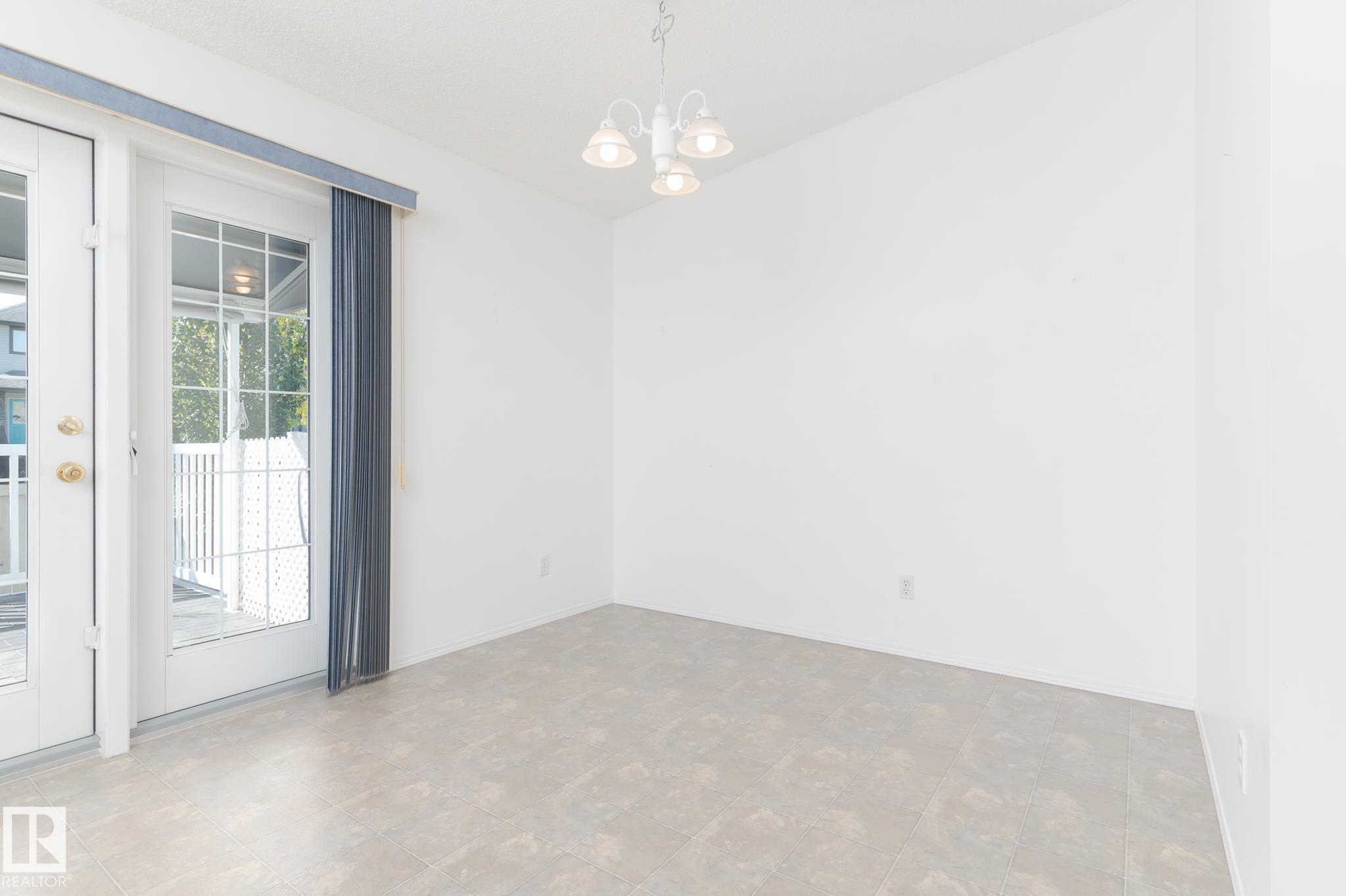 Photo 12 at 5 Langley Crescent, Lakewood, Spruce Grove