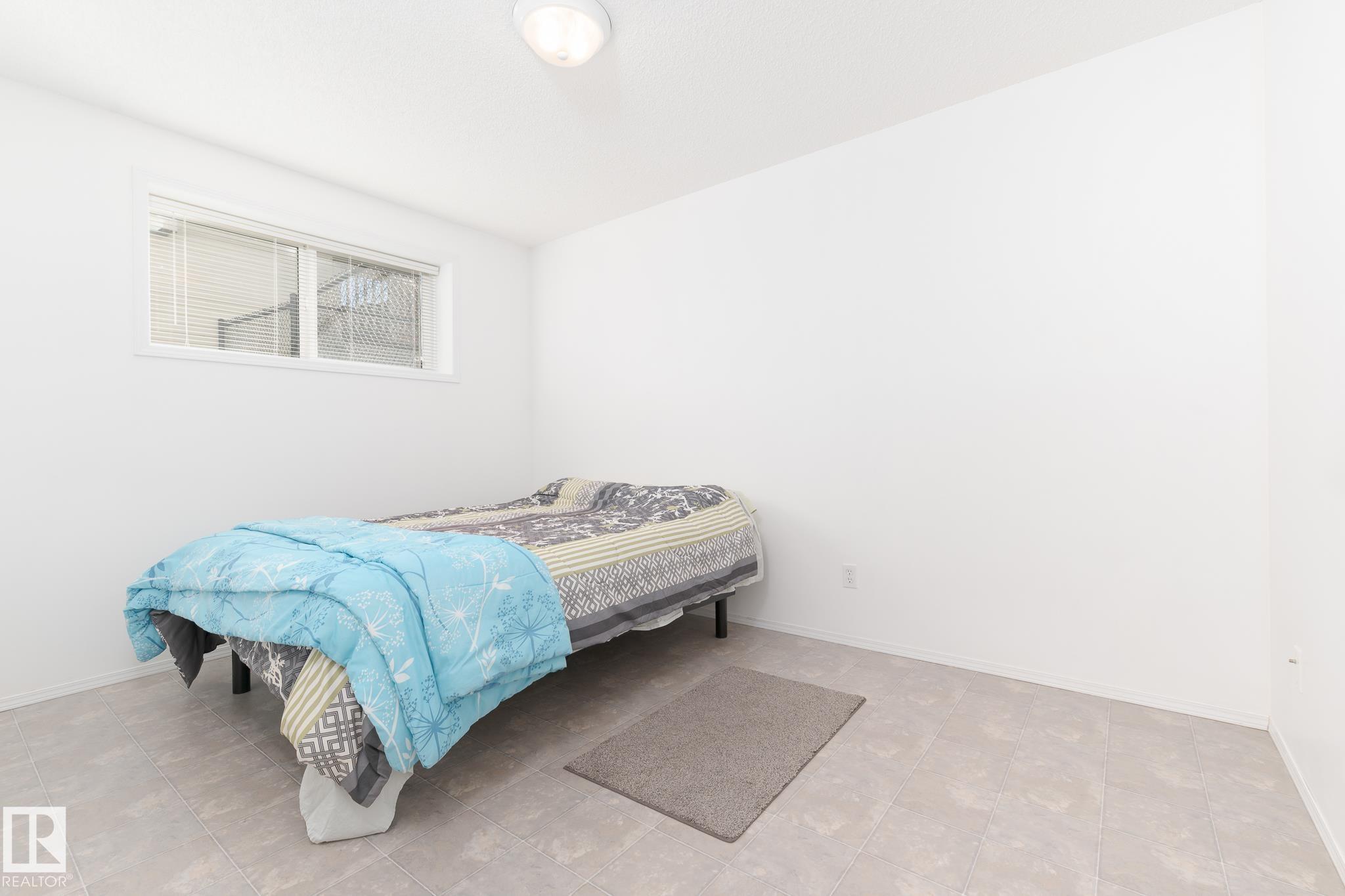 Photo 27 at 5 Langley Crescent, Lakewood, Spruce Grove
