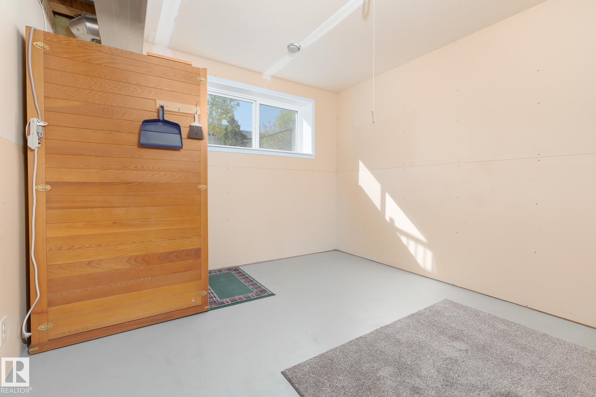 Photo 30 at 5 Langley Crescent, Lakewood, Spruce Grove