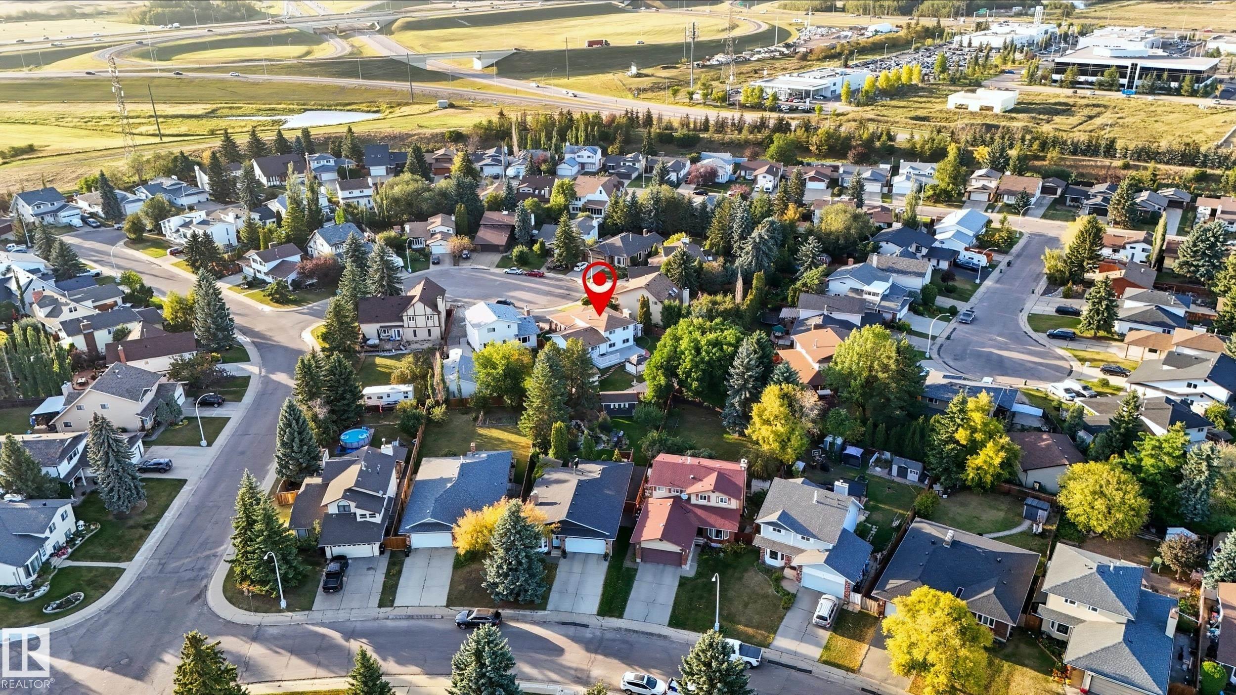 http://cdnparap120.paragonrels.com/ParagonImages/Property/p12/RAE/225371217/2/0/0/fee242f0abd1b7781a30df6108779fdc/1/d399145dd330819bfd93eeb699923a2e/225371217-f474fae6-c497-44a2-a96a-3862bde6fa42.JPG