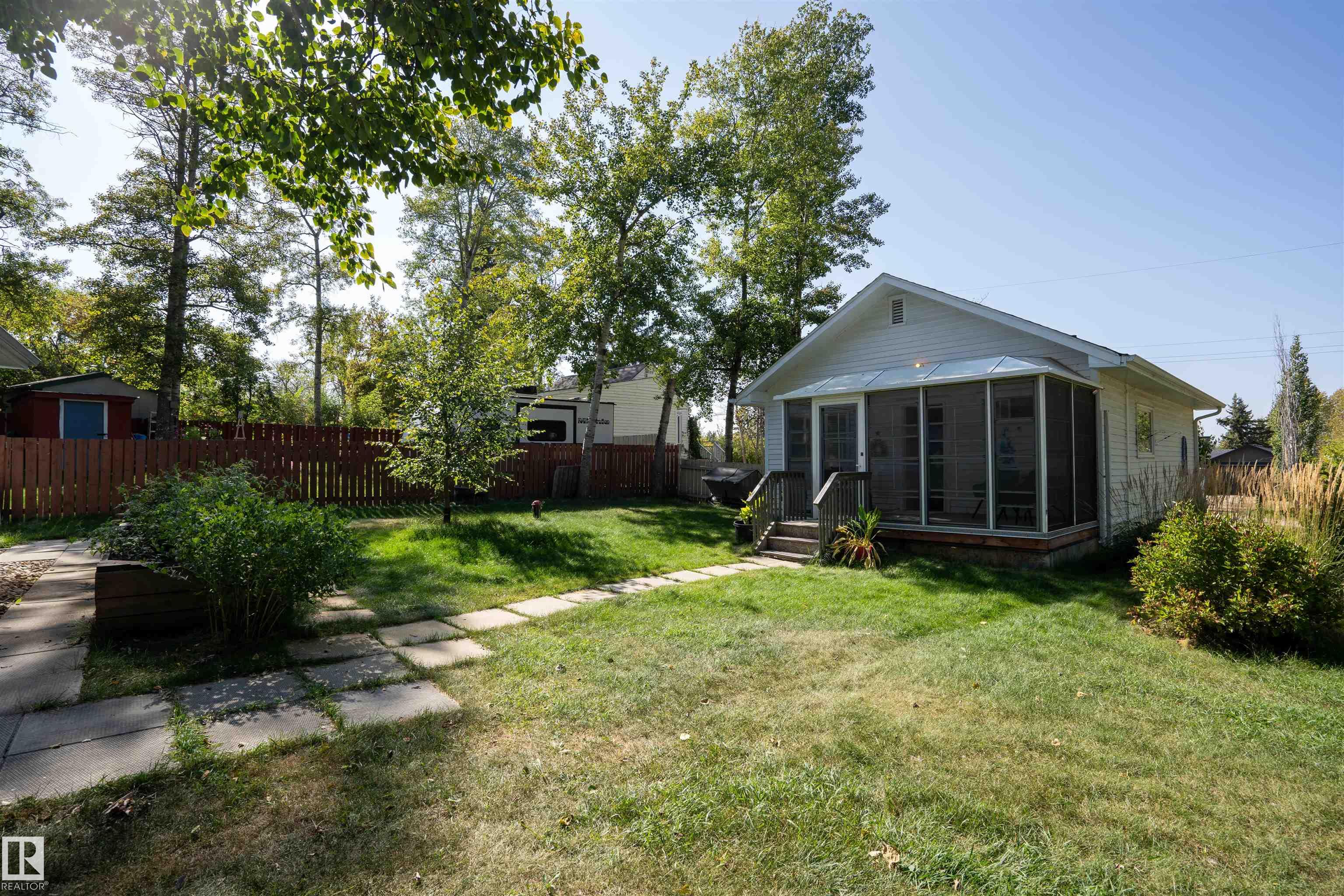 Photo 23 at 514 & 515 Lakeside Drive, Spring Lake, Rural Parkland County