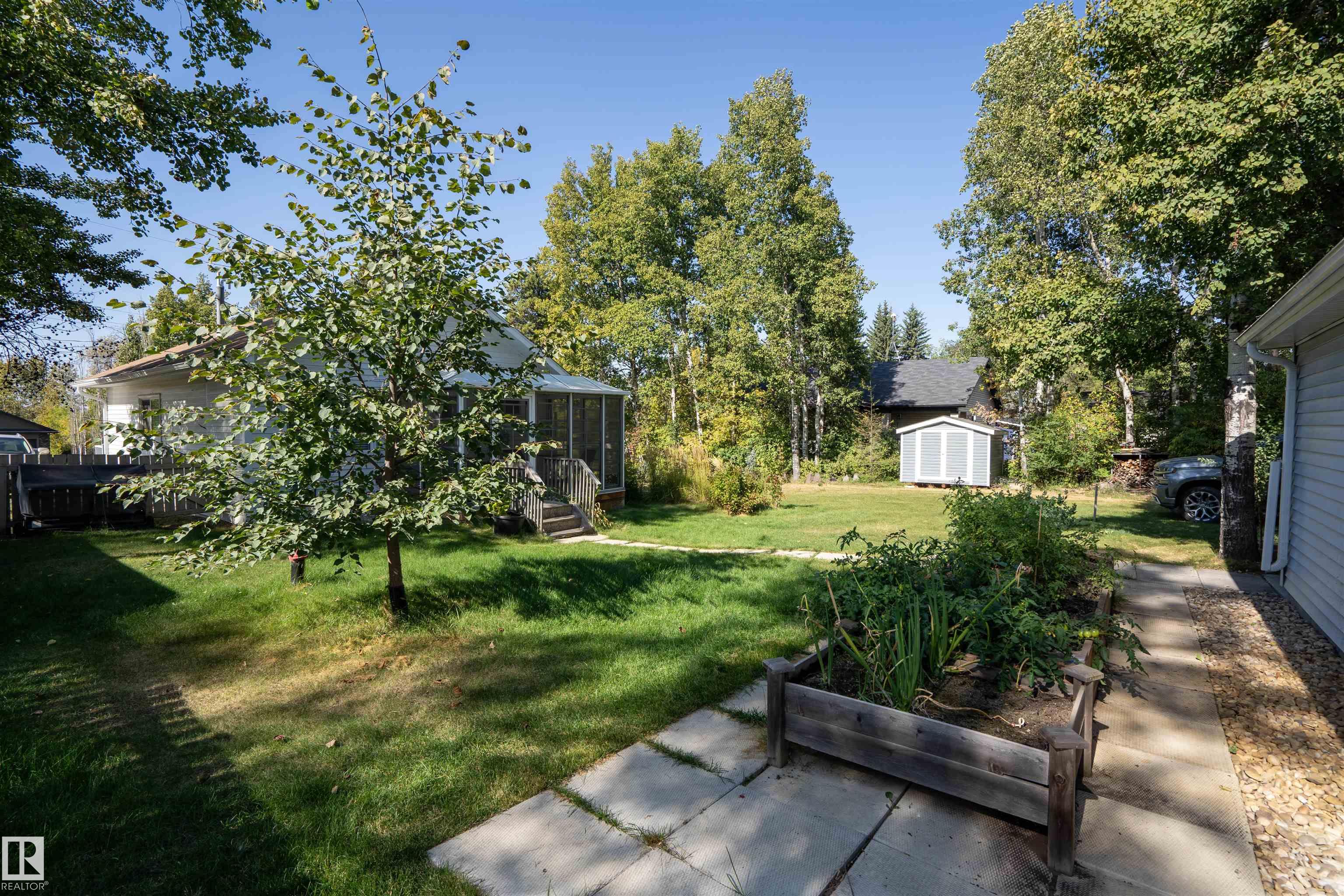 Photo 24 at 514 & 515 Lakeside Drive, Spring Lake, Rural Parkland County