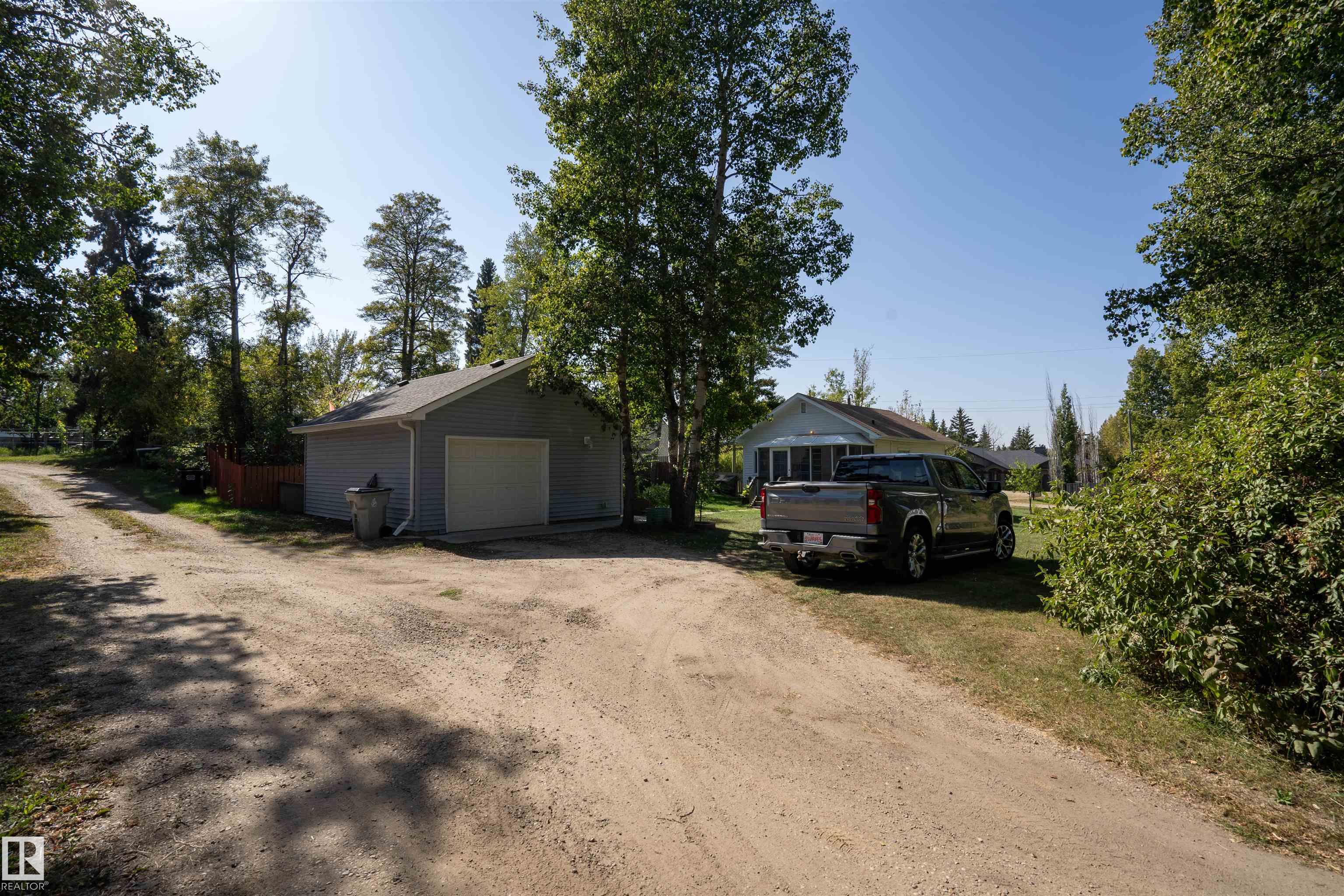 Photo 34 at 514 & 515 Lakeside Drive, Spring Lake, Rural Parkland County