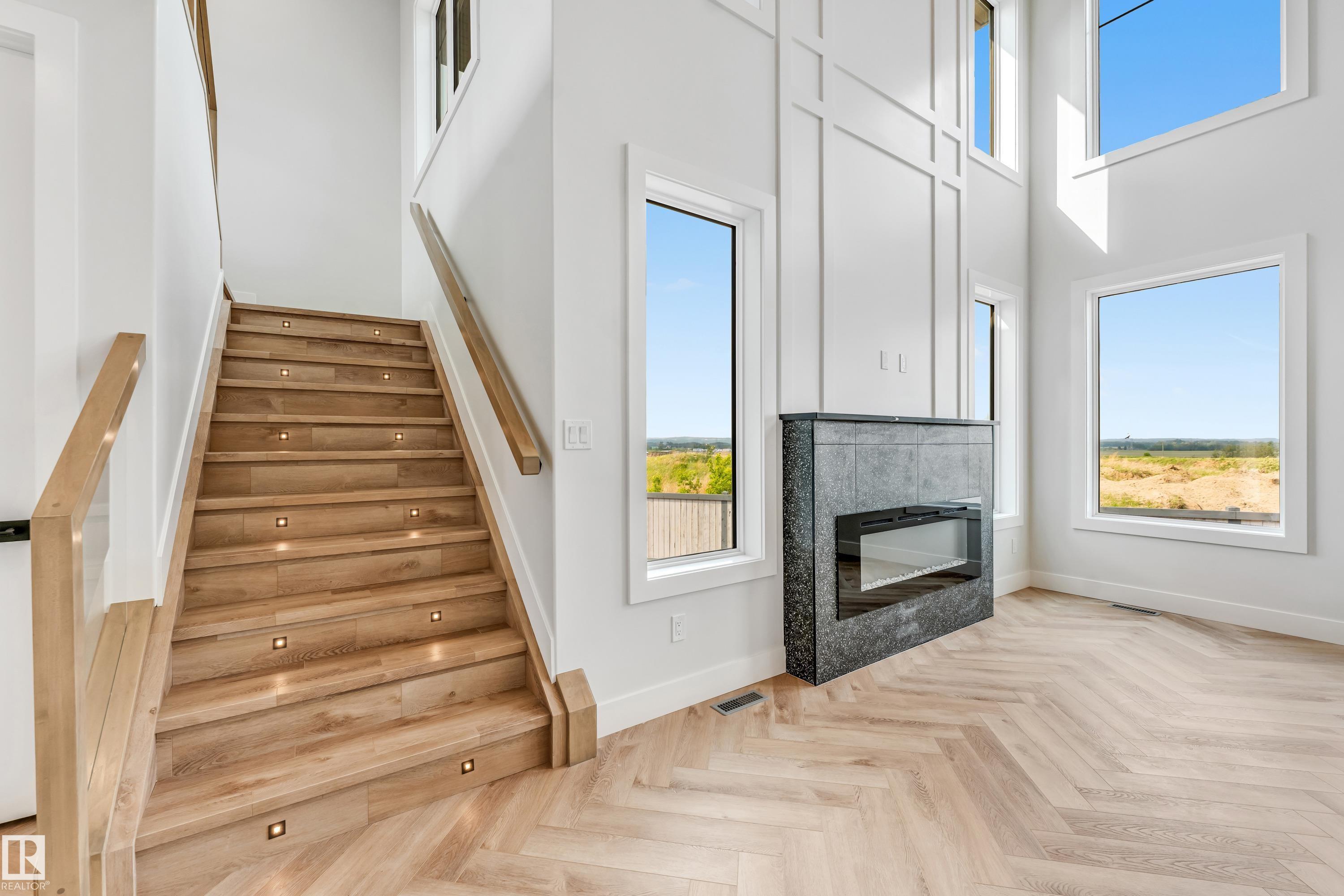 Photo 16 at 29 Darby Crescent, Deer Park, Spruce Grove