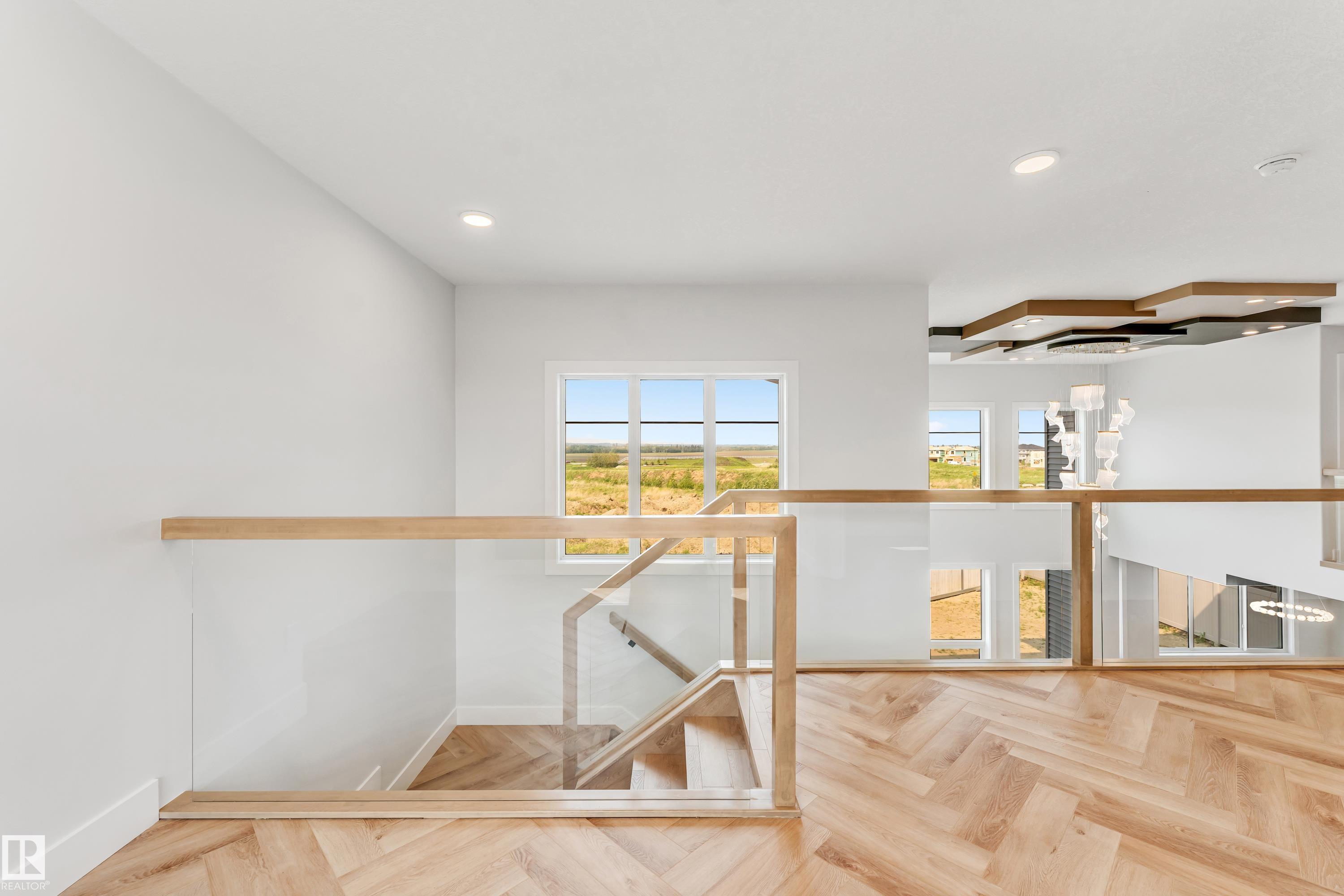Photo 19 at 29 Darby Crescent, Deer Park, Spruce Grove