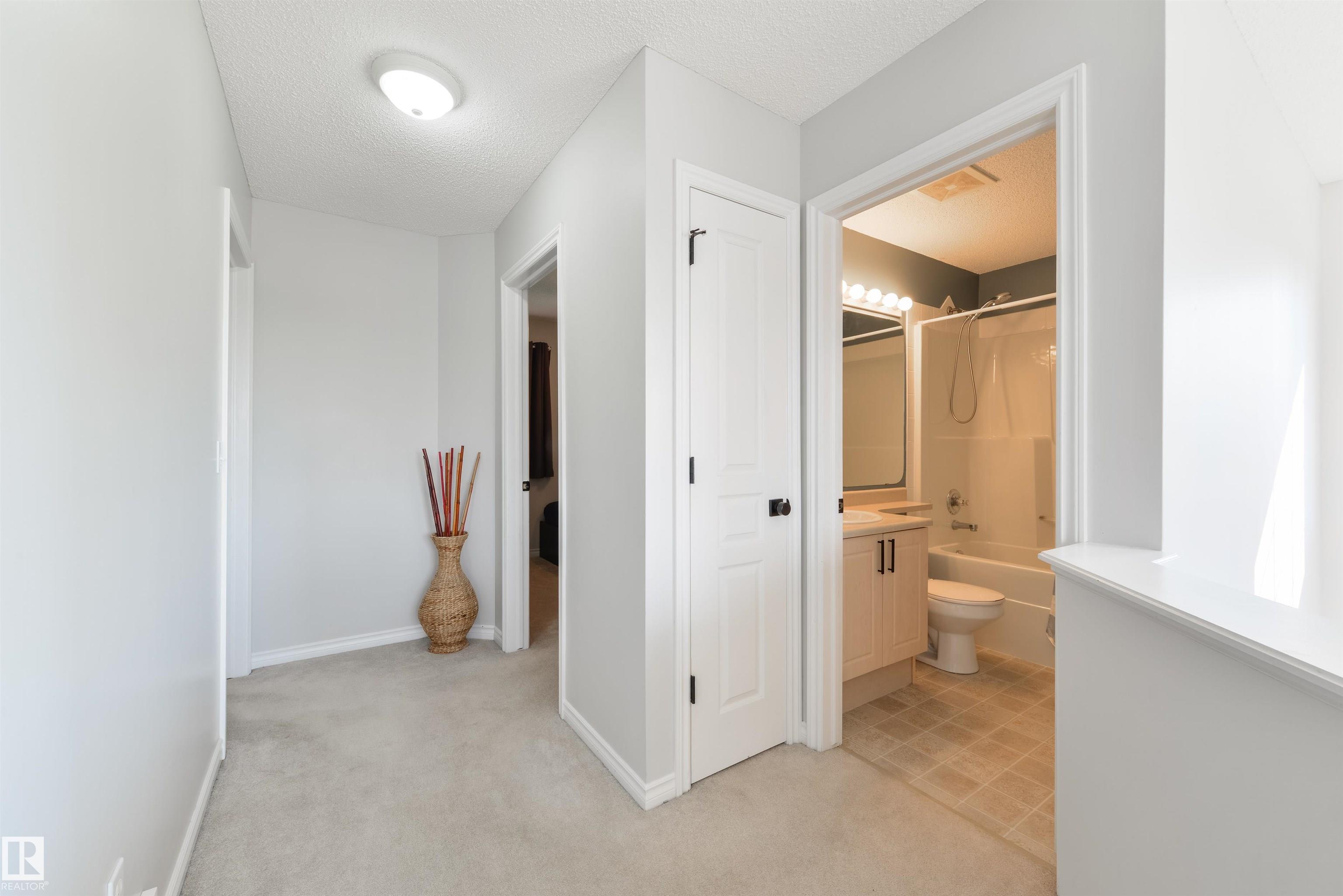 Photo 24 at 13 Willis Crescent, Windrose, Leduc