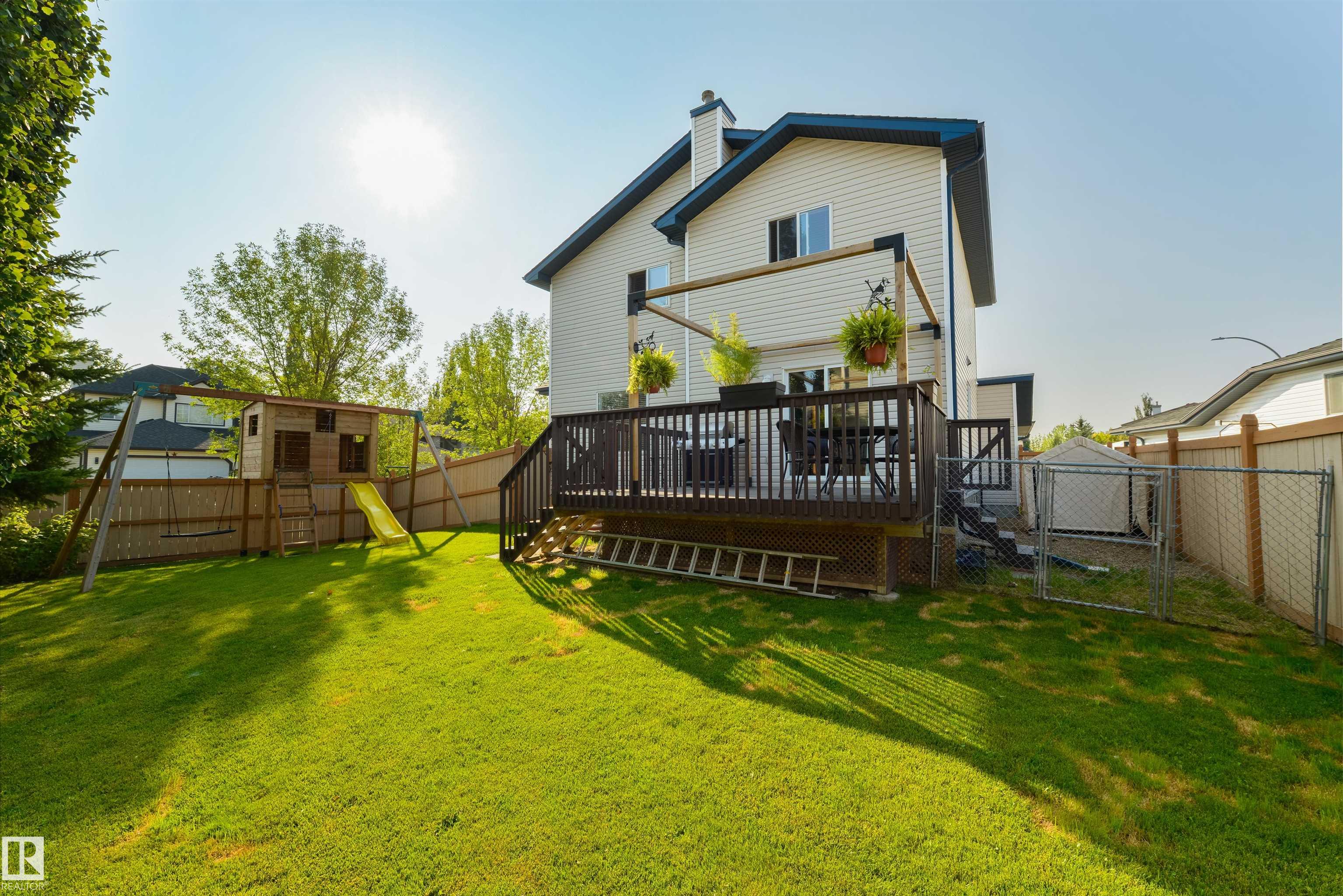 Photo 40 at 13 Willis Crescent, Windrose, Leduc