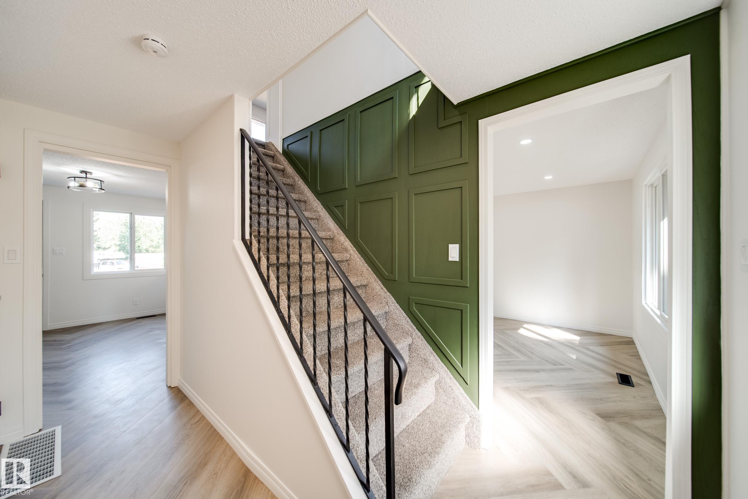 Photo 4 at 289 Ridgewood, Braeside, St. Albert