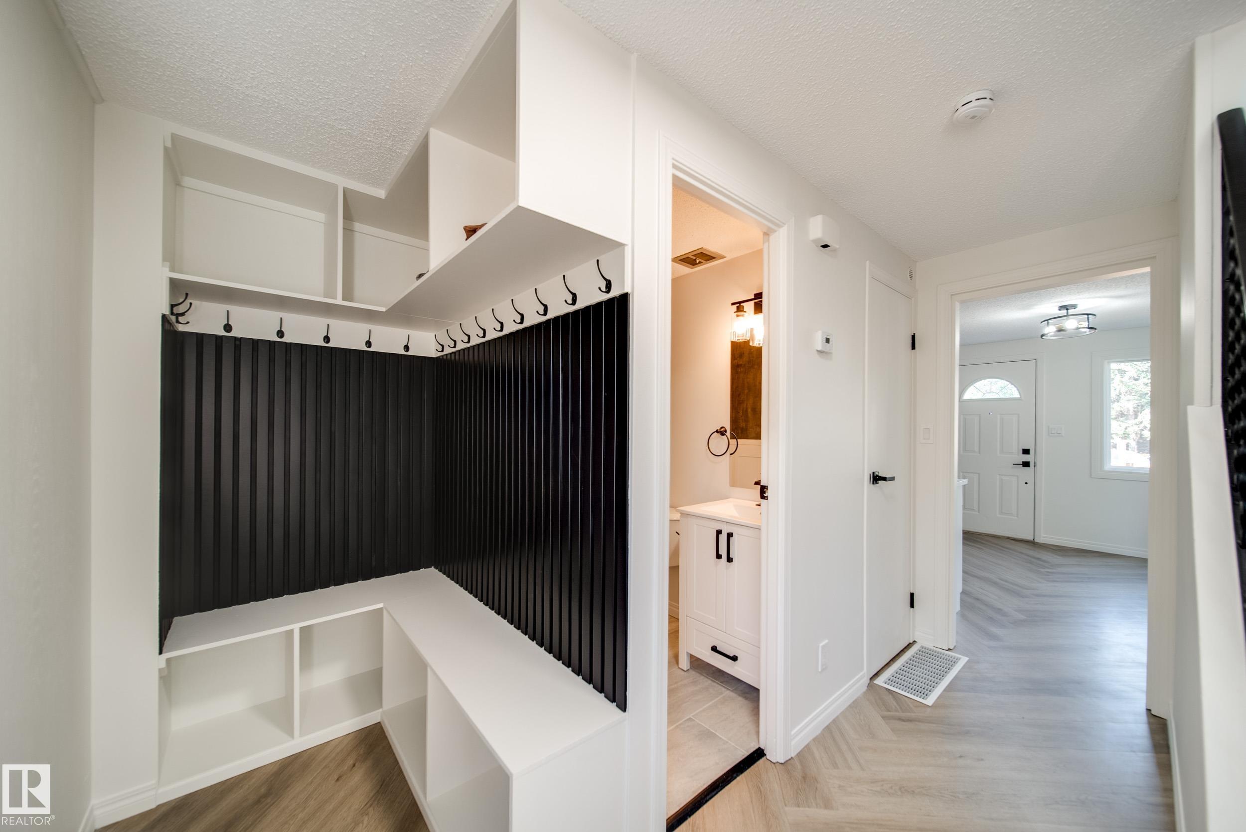 Photo 5 at 289 Ridgewood, Braeside, St. Albert