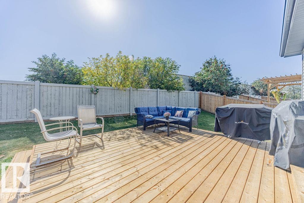 Photo 46 at 18 Meadowlink point(e), McLaughlin, Spruce Grove