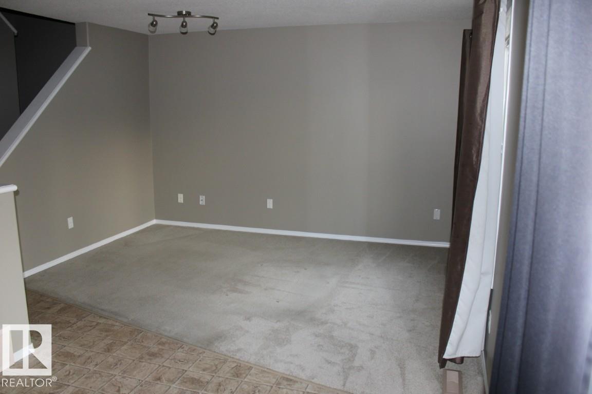 Photo 11 at 165 Rue Magnan, Montalet, Beaumont